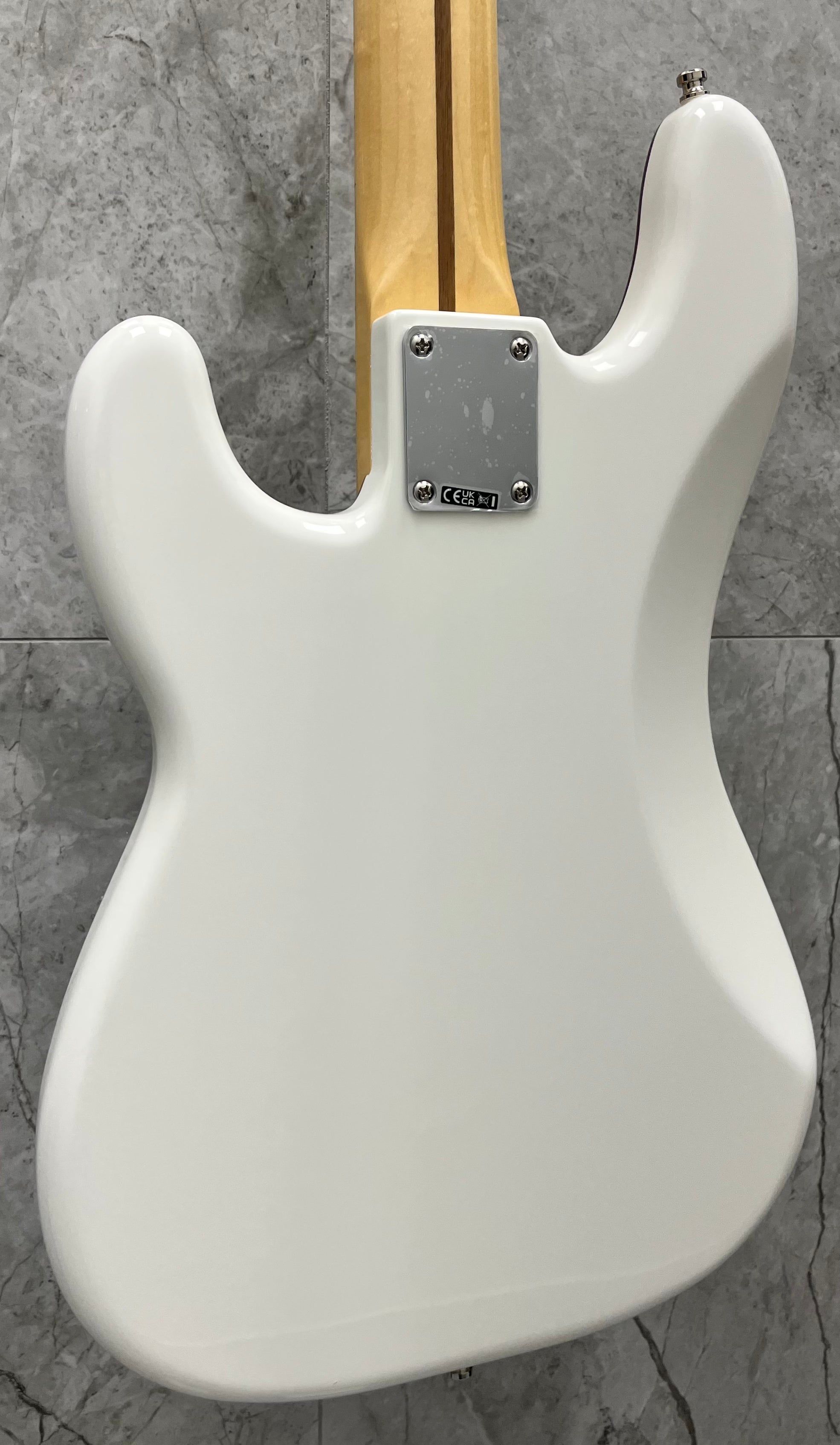 Fender Steve Harris Precision Bass, Maple Fingerboard, Olympic White 0141032305 SERIAL NUMBER MX25120951 - 11 LBS 12 OZ