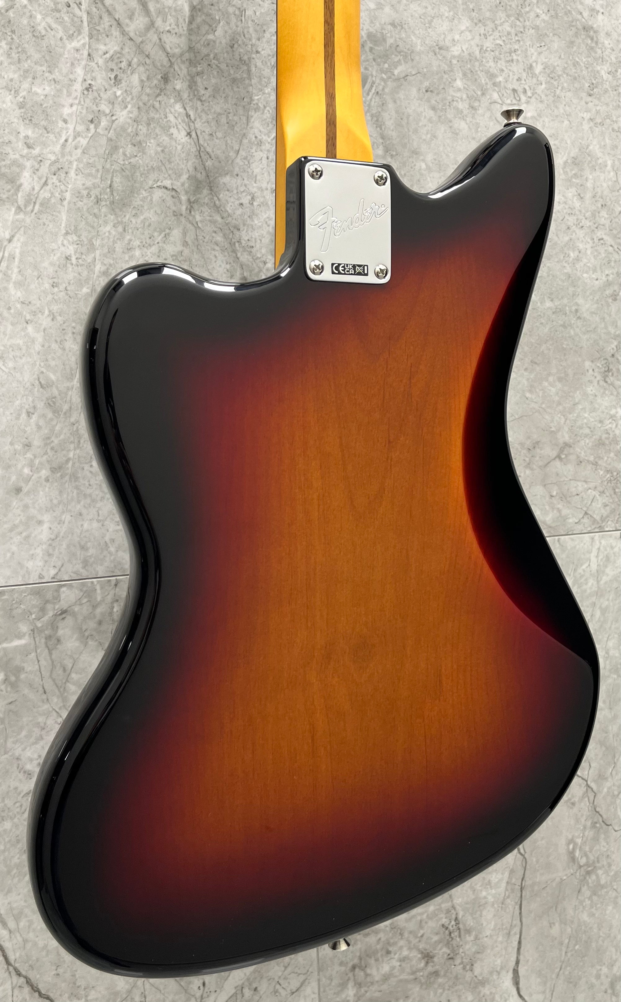 Fender American Professional Classic Jazzmaster Rosewood Fingerboard, 3-Color Sunburst 0114980300 SERIAL NUMBER US25095193 - 8.0 LBS