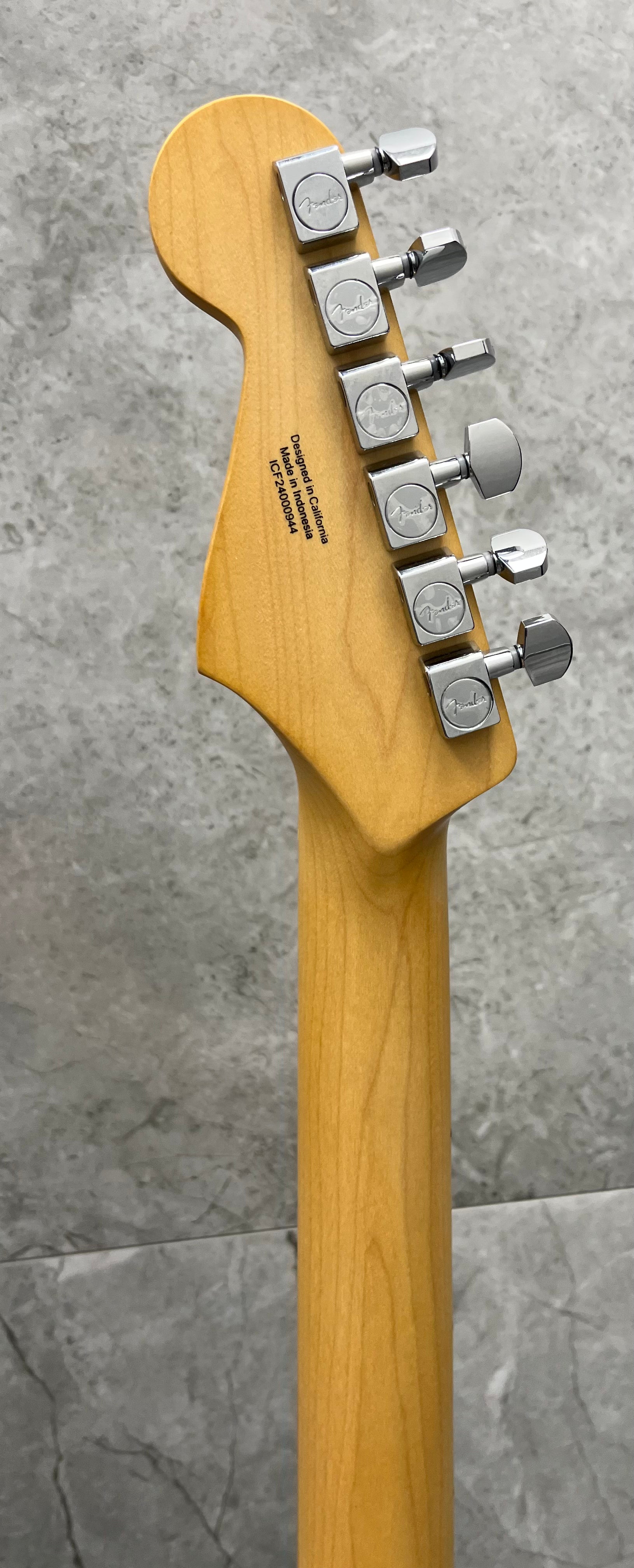 FENDER Standard Stratocaster HSS, Maple Fingerboard  Aqua Marine Metallic 0266420560 NEW 2025 MODEL SERIAL NUMBER ICF24000944 - 8.2 LBS