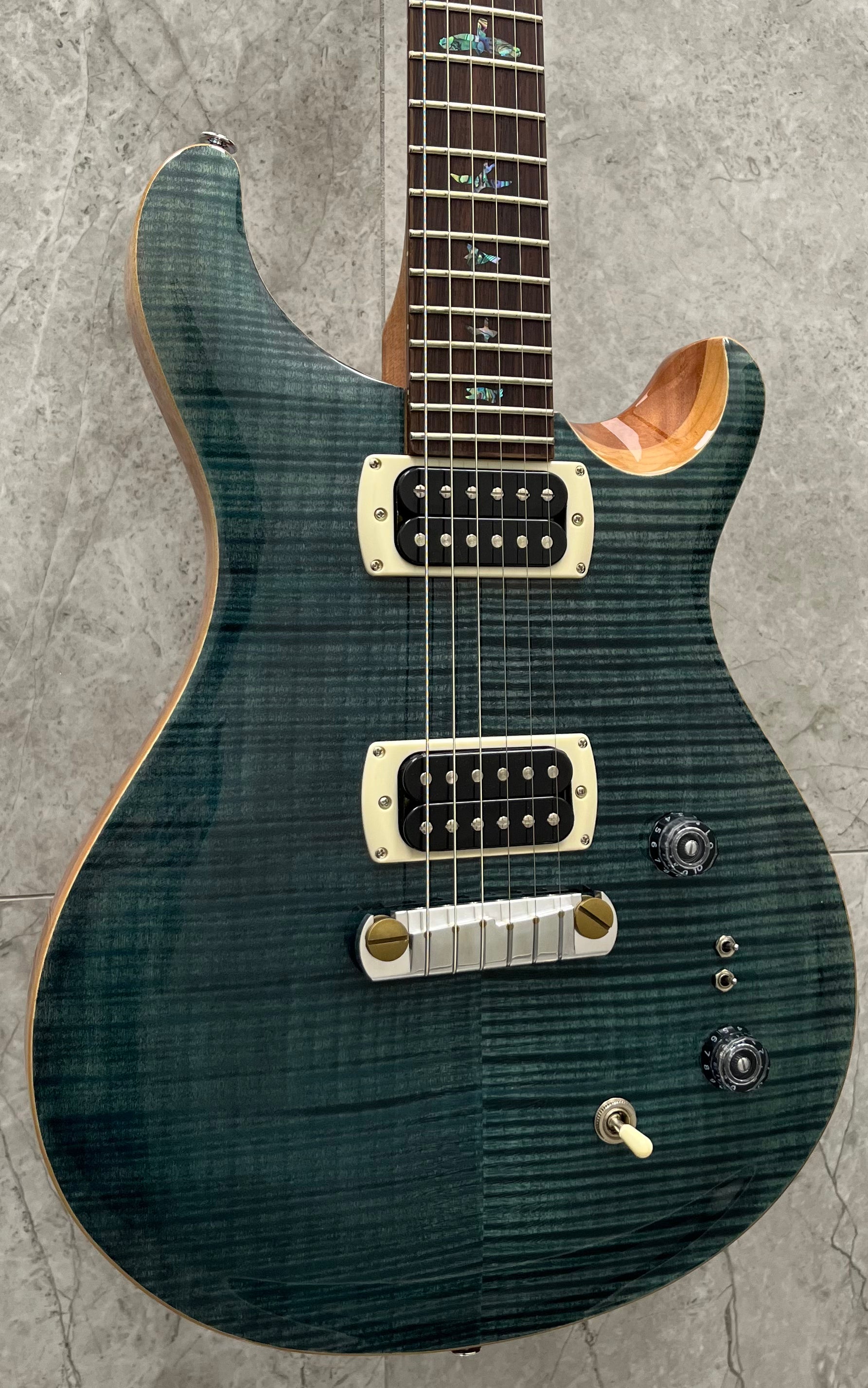 PRS Guitars SE Paul's Guitar with Gig Bag - Slate Blue 115983::SB SERIAL NUMBER CTIH040354 - 7 LBS 3 OZ
