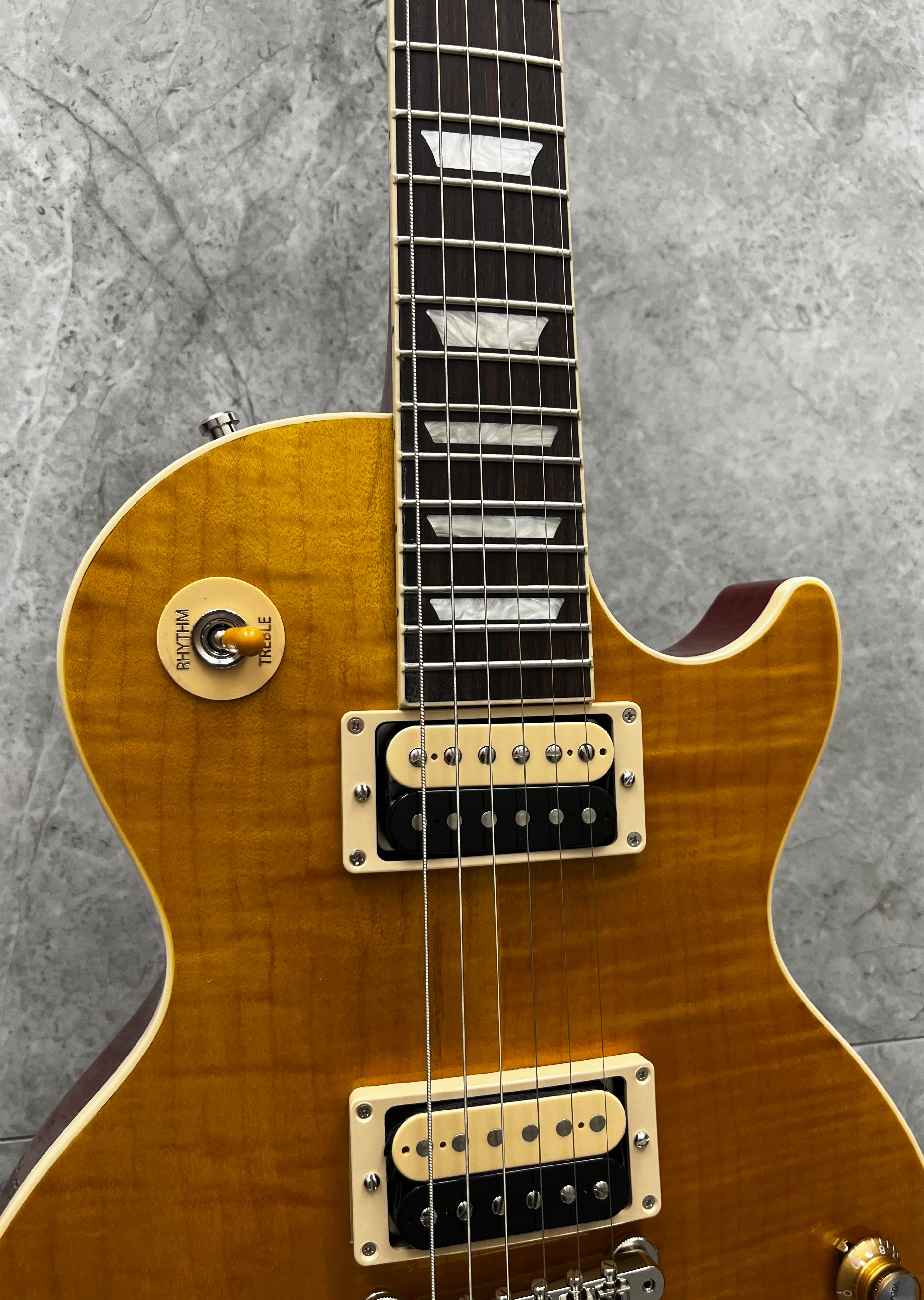 Gibson USA Slash Les Paul Standard LPSS00APNH Appetite Amber SERIAL NUMBER 230050028&nbsp;- 8 LBS 5 OZ