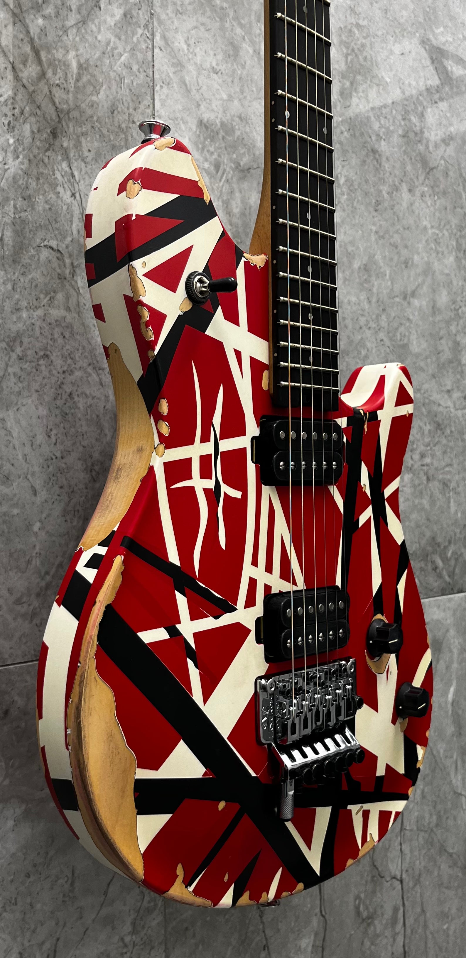 EVH Limited Edition Wolfgang Special Striped Series, Ebony Fingerboard, Red, Black, and White, Aged 5107500315 SERIAL NUMBER WG250305M - 7 LBS 2 OZ