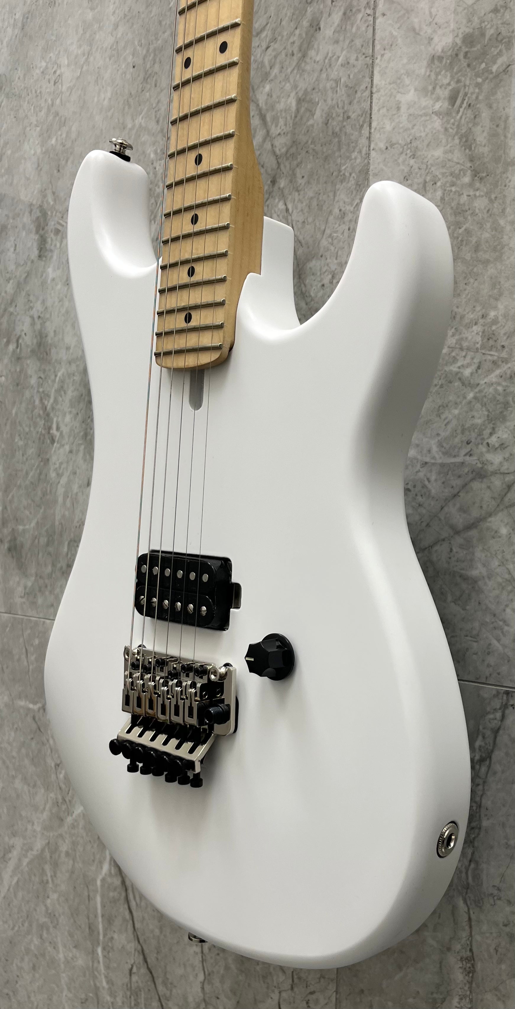 Kramer The 84 Electric Guitar with Gigbag - Angel White Satin K84AANSCF SERIAL NUMBER 24022900082 - 7.6 LBS