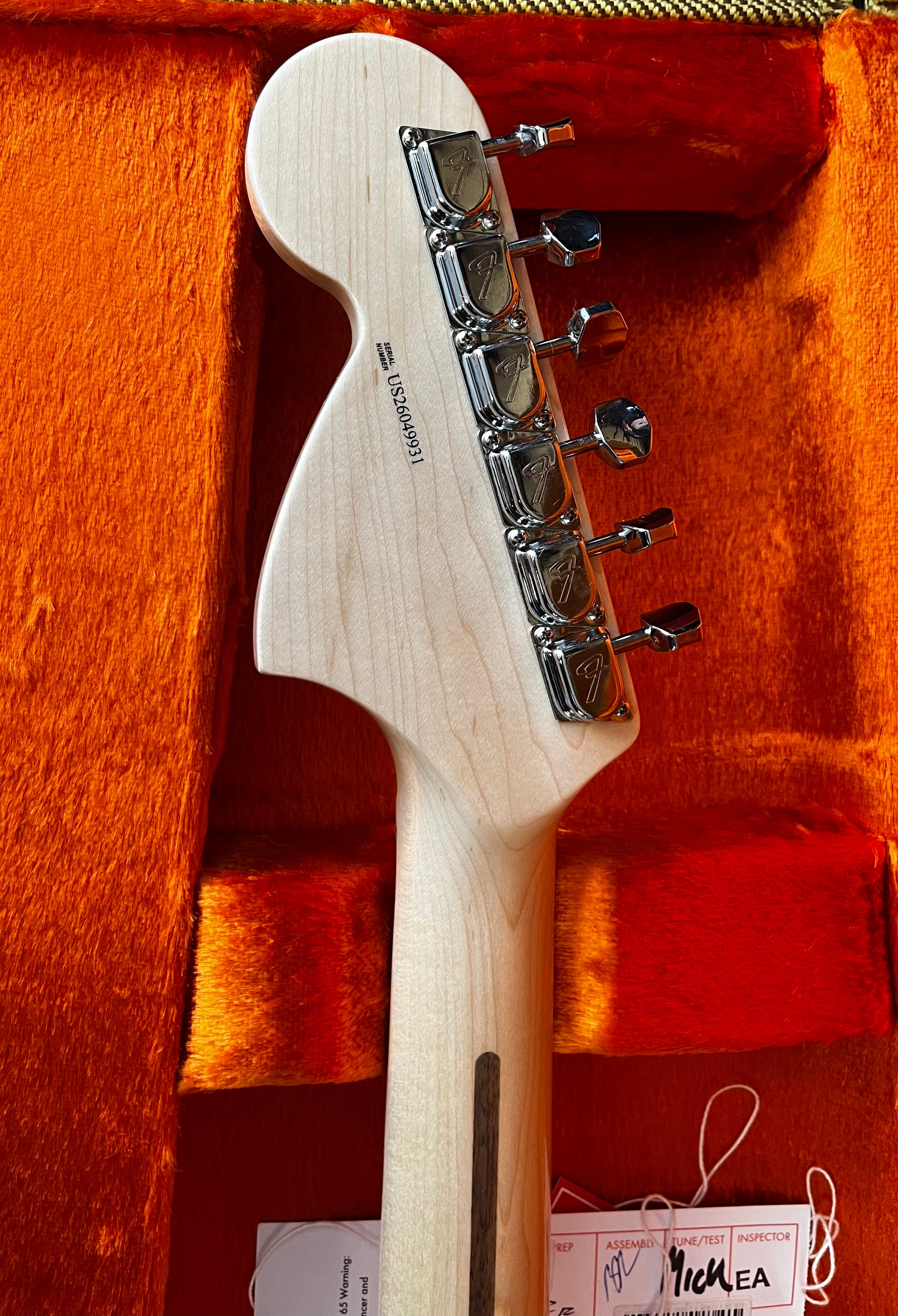 Fender USA Yngwie Malmsteen Stratocaster Scalloped Maple Fingerboard Vintage White 0107112841 SERIAL NUMBER US26049931 - 7 LBS 14 OZ