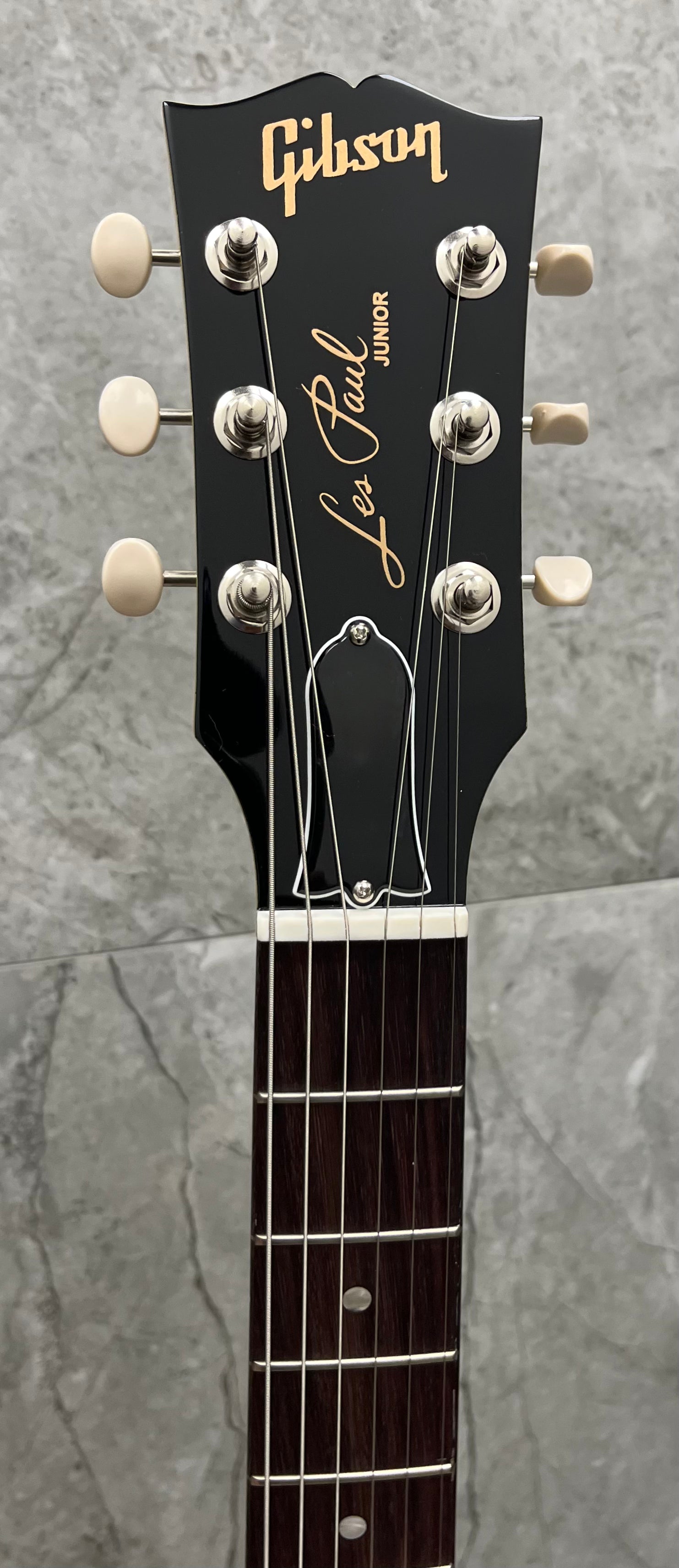 Gibson USA Les Paul JR Junior Double Cut In TV Yellow With Hard Shell Case LPJDTORT24TVNH SERIAL NUMBER 209850030 - 7.4 LBS