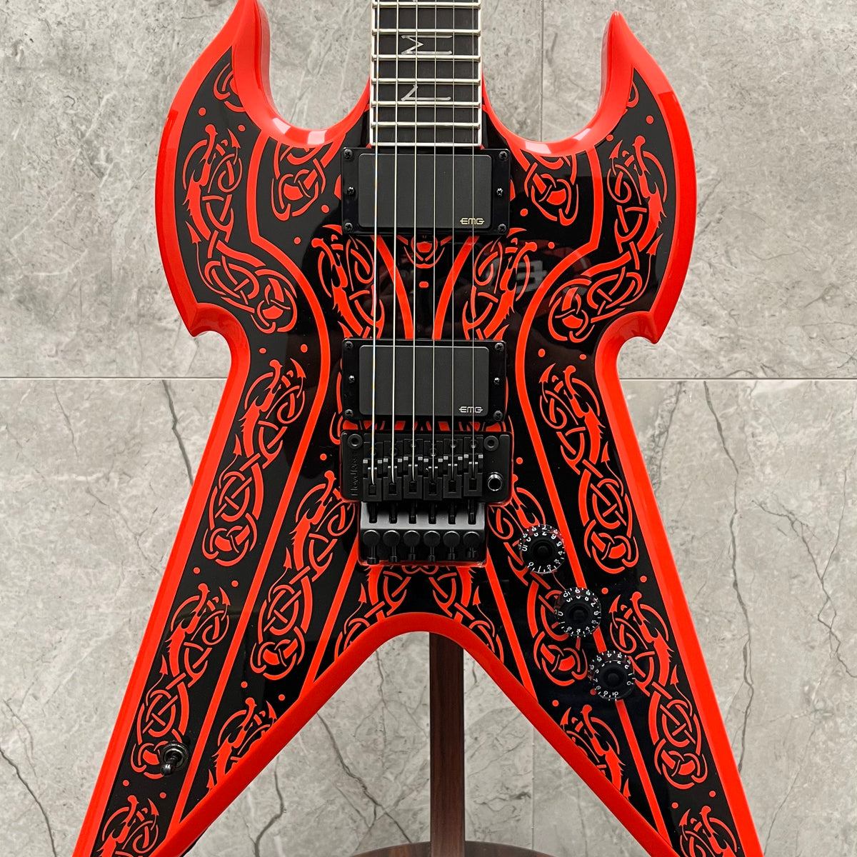 Wylde Audio Warhammer FR Norse Dragon Pinstripe Electric Guitar Wylde Audio Warhammer FR Norse Dragon Pinstripe Electric Guitar