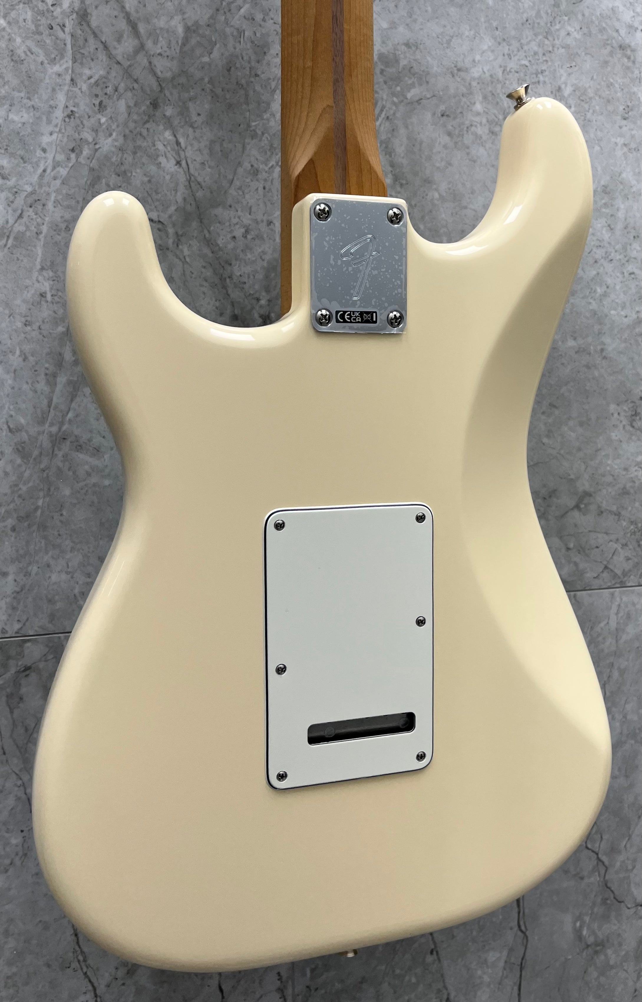 Fender Limited Edition Player II Stratocaster with Custom Shop Pickups, Roasted Maple Fingerboard - Olympic White 0141512505 SERIAL NUMBER MX25109935 - 7 LBS 14 OZ