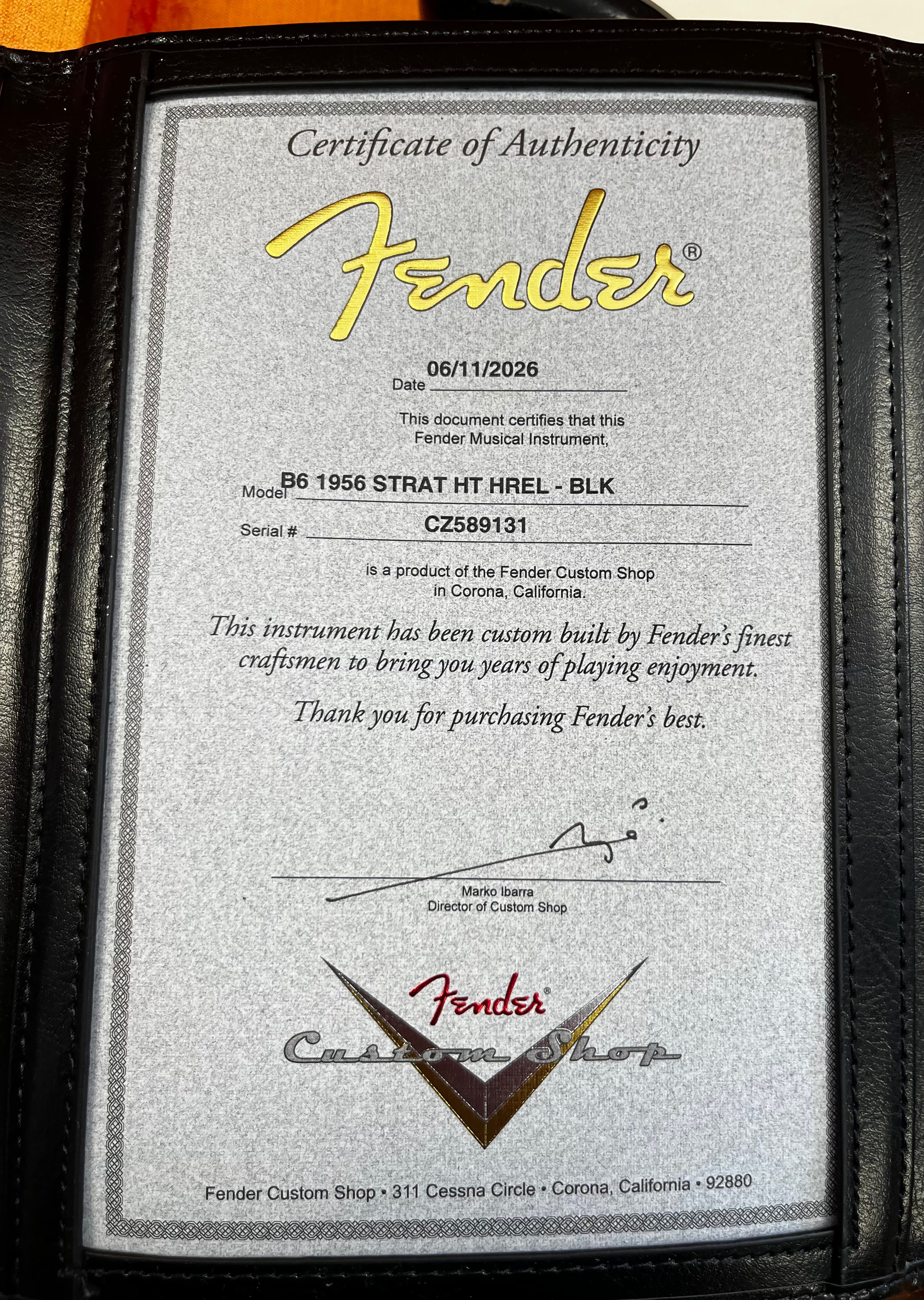FENDER USA CUSTOM SHOP 1956 Hardtail Stratocaster Heavy Relic Black 9235700225 SERIAL NUMBER CZ2589131 - 6 LBS 15 OZ