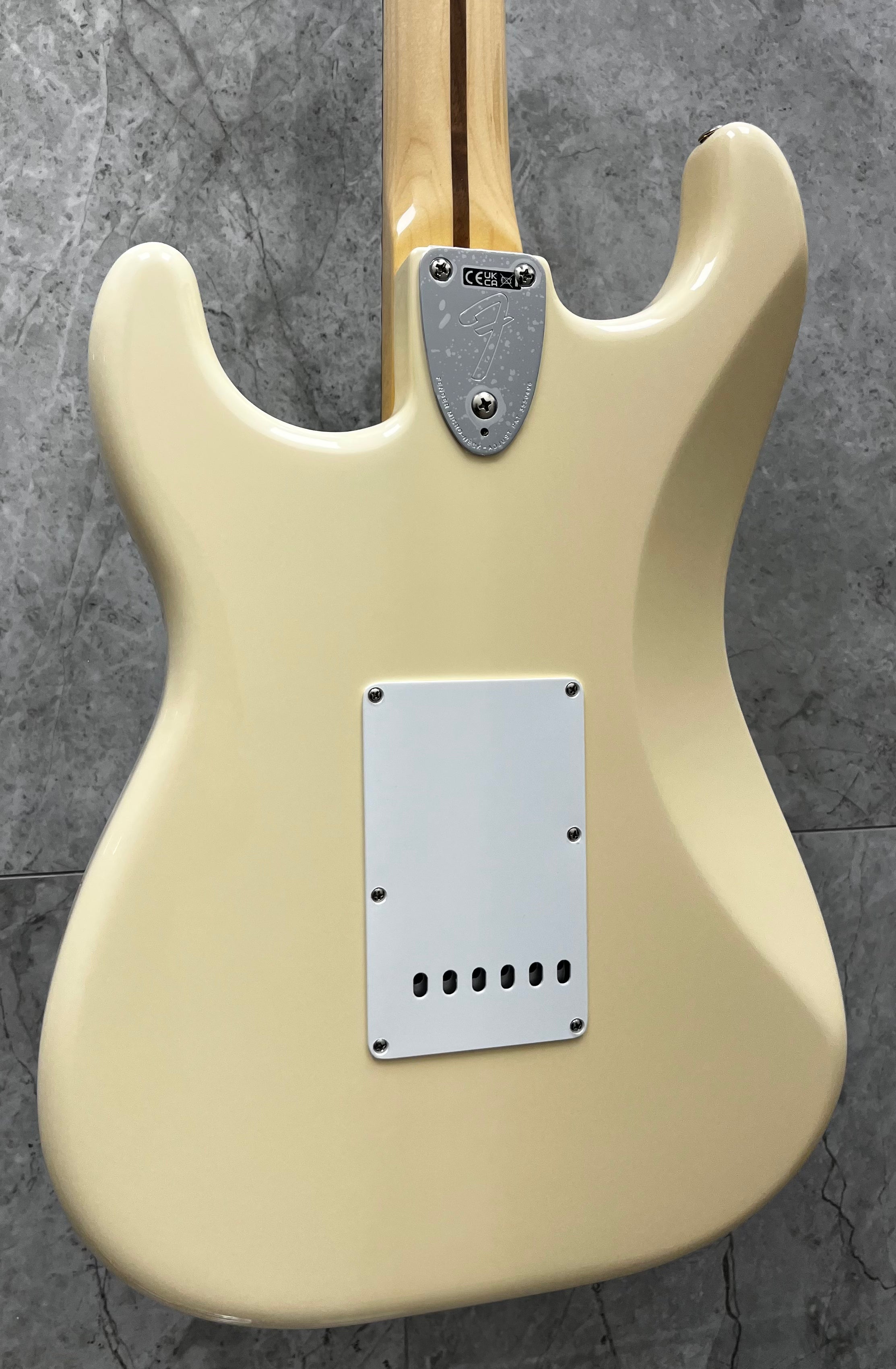 Fender Ritchie Blackmore Stratocaster Scalloped Rosewood Fingerboard Olympic White 0139010305 SERIAL NUMBER MX26002408 - 7 LBS 8 OZ