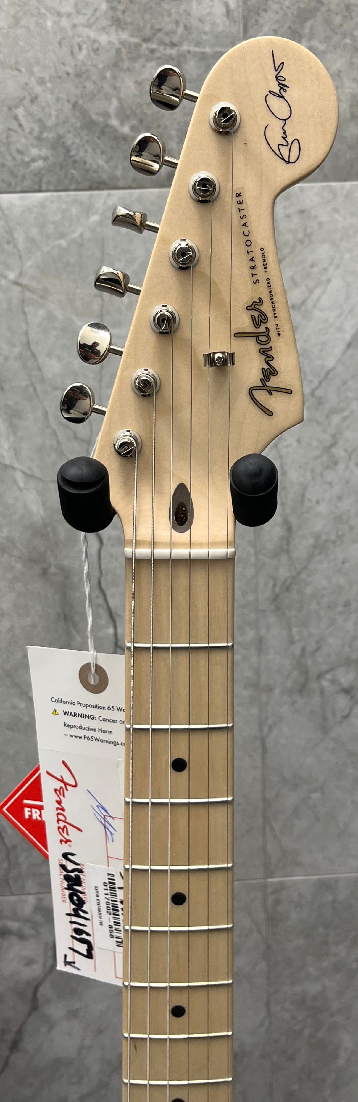 Fender USA Eric Clapton Stratocaster, Maple Fingerboard, Torino Red 0117602858 SERIAL NUMBER US24041657 - 8.0 LBS