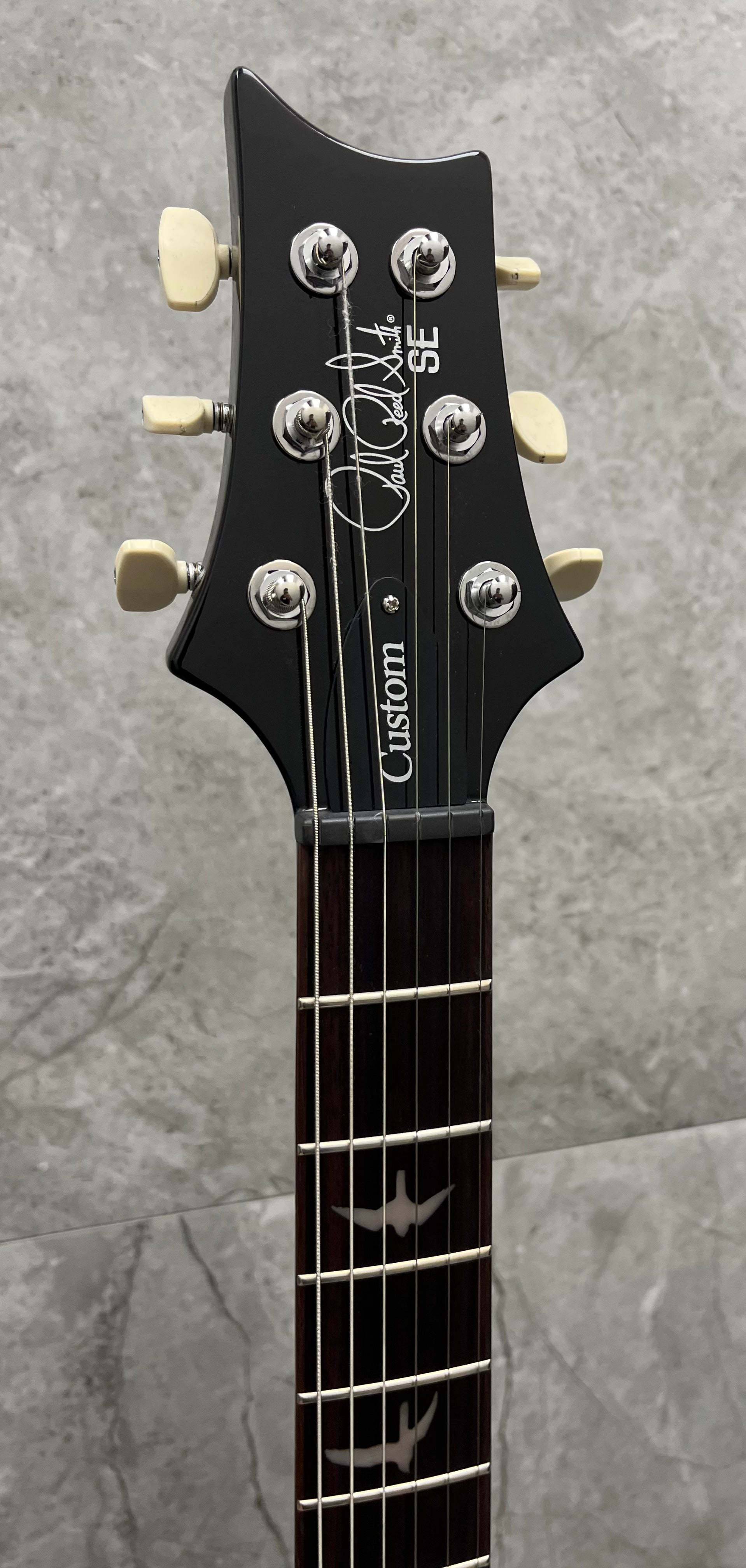 PRS SE Custom 24 – Black Gold FLAME TOP W/ GIG BAG 115977:BG SERIAL NUMBER CTIH039392 - 7 LBS 12 OZ