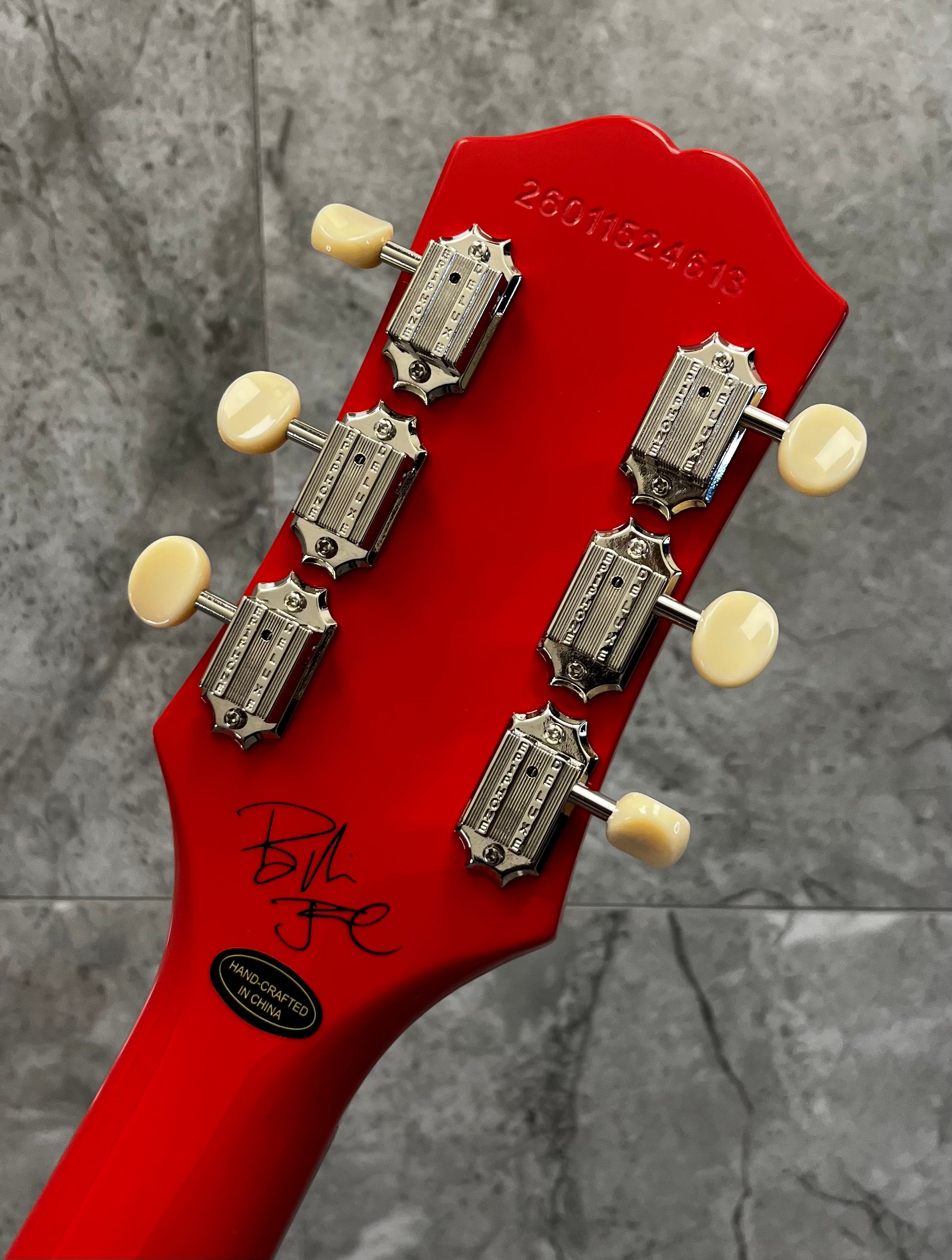 Epiphone Billie Joe Armstrong Les Paul Junior Electric Guitar with Hardshell Case - Radiant Red EIGBJALPJRRNH SERIAL NUMBER 26011524613 - 7 LBS 5 OZ