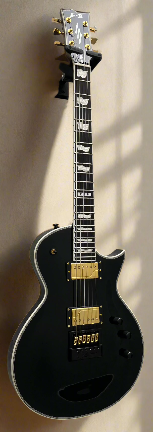 ESP E-II EII MADE IN JAPAN Eclipse Full Thickness Evertune Black EIIECFTETBLK SERIAL NUMBER ES0812233 - 8.4 LBS