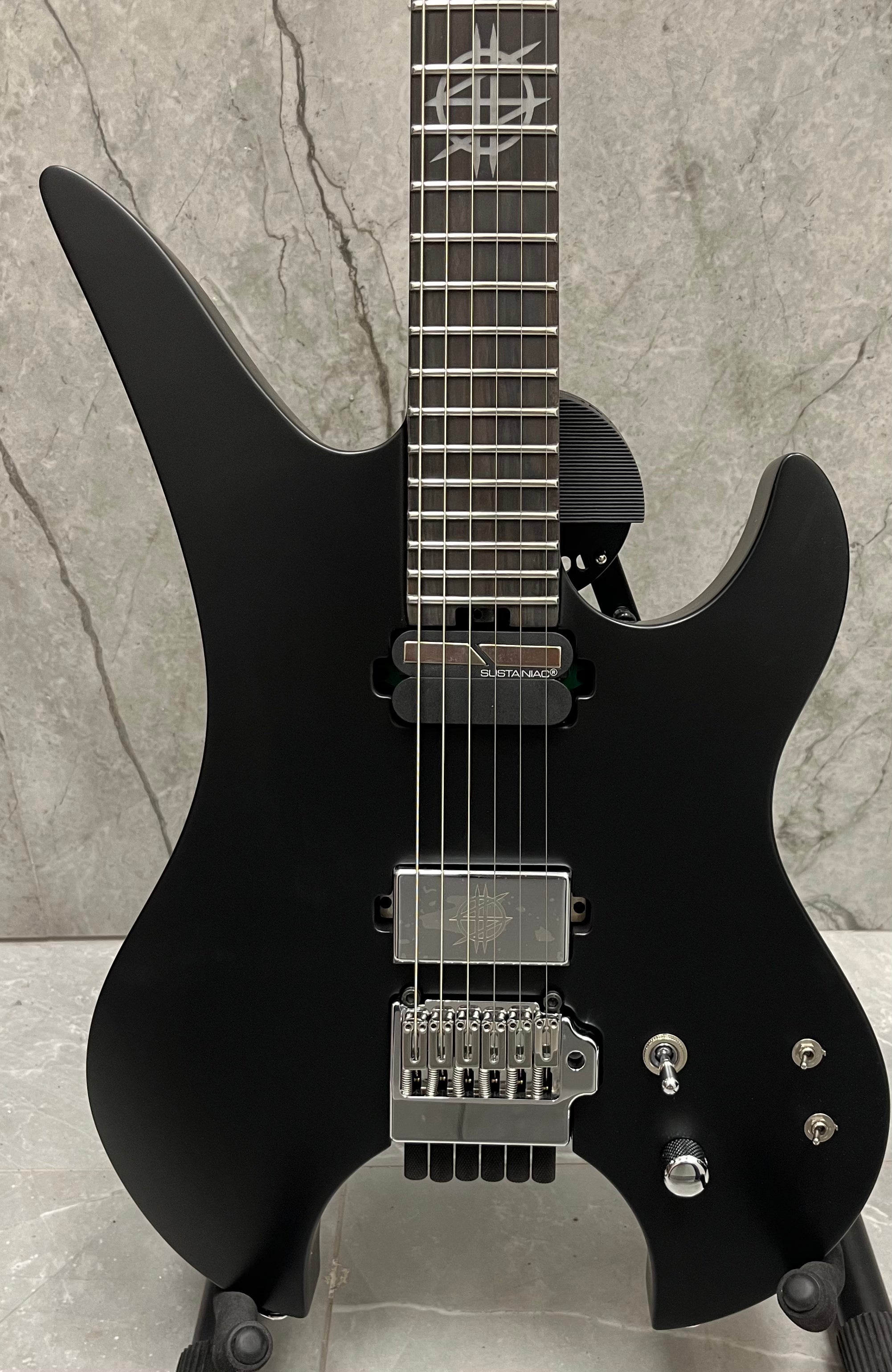 Schecter Synyster Gates Custom 6 TR S W/ SUSTAINIAC Headless Electric