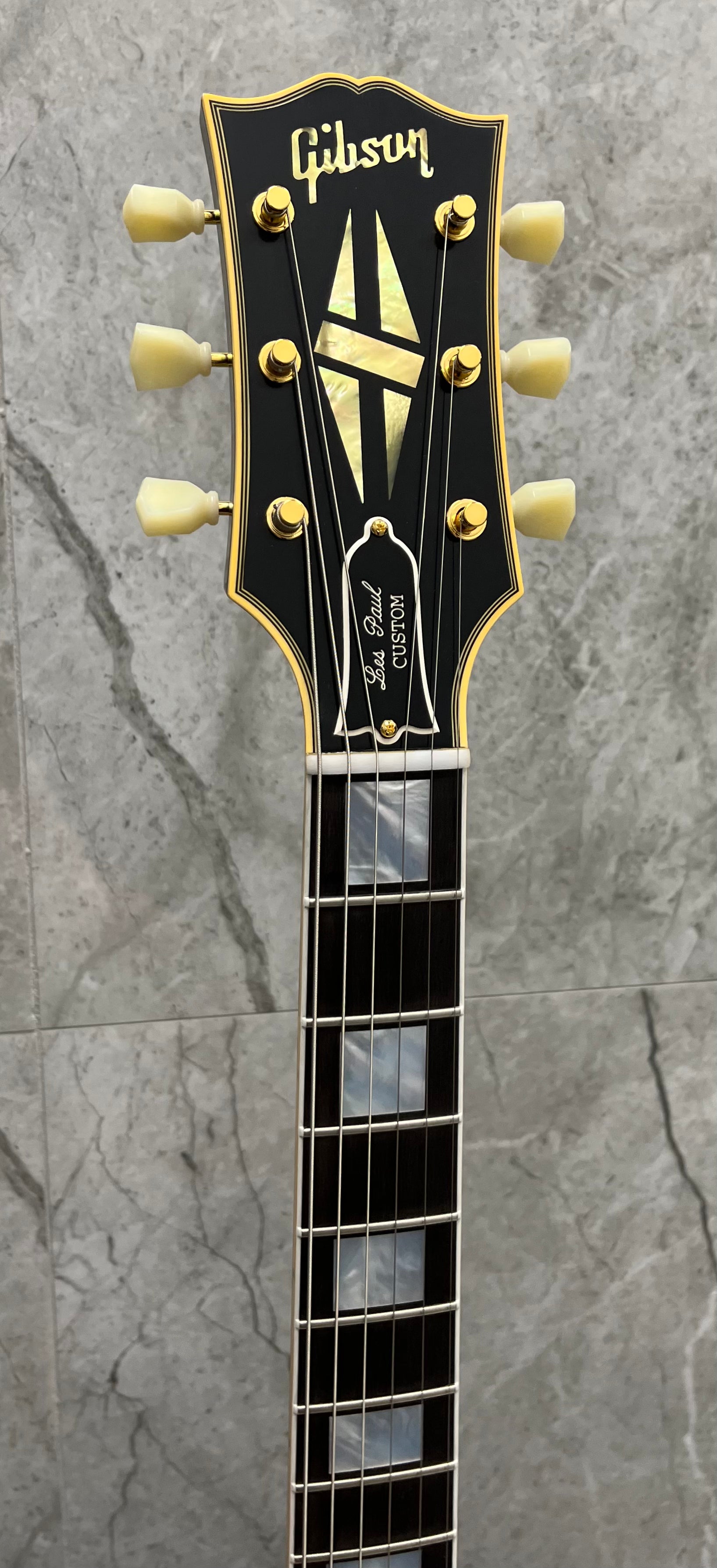 Gibson USA CUSTOM SHOP 1957 Les Paul Custom Reissue 2-Pickup VOS LPB57VOEBGH SERIAL NUMBER 751821 - 8 LBS 9 OZ