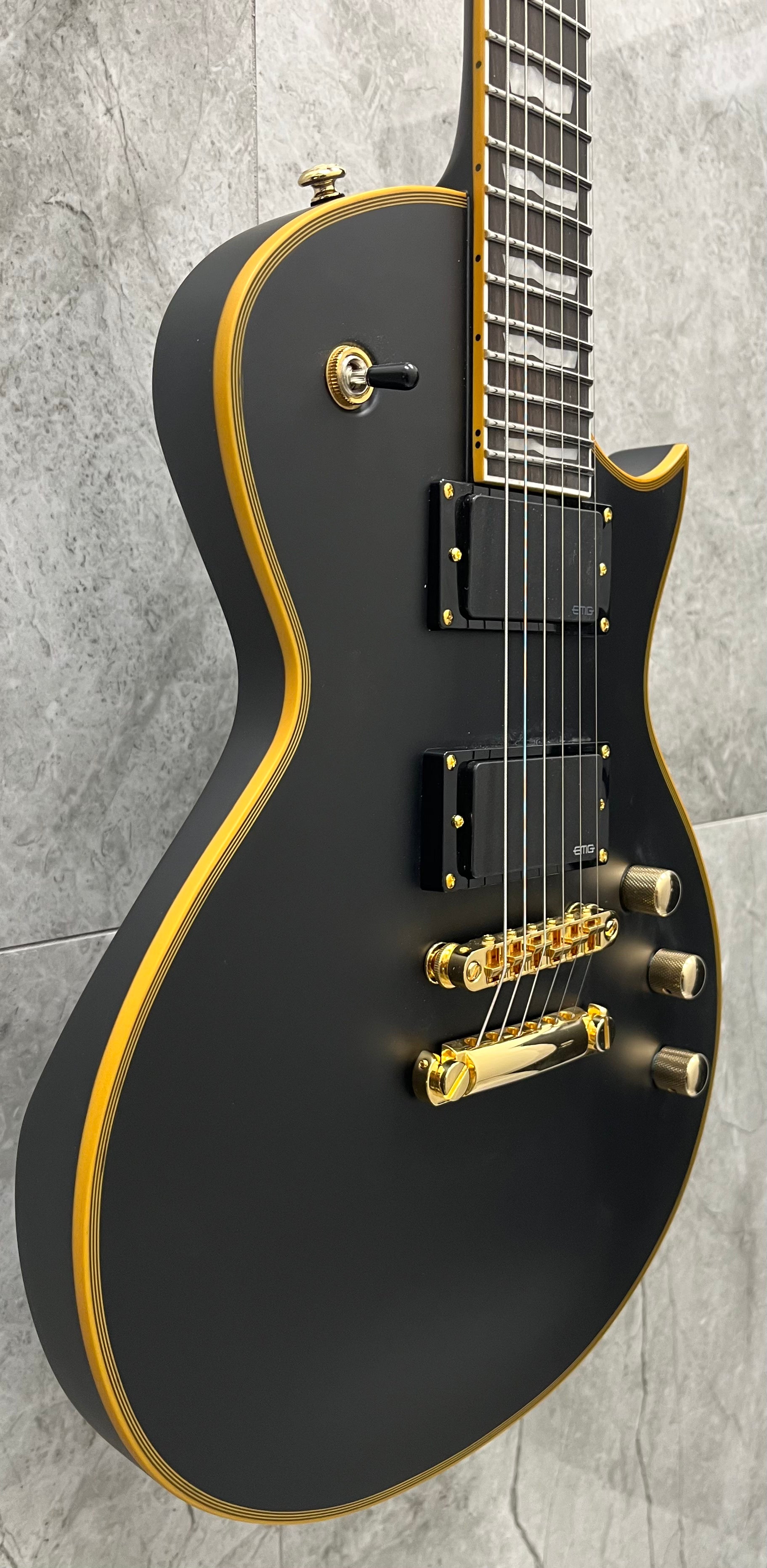 ESP LTD EC1000 Vintage Black Electric Guitar EC-1000 With EMG PICKUPS LEC1000VB