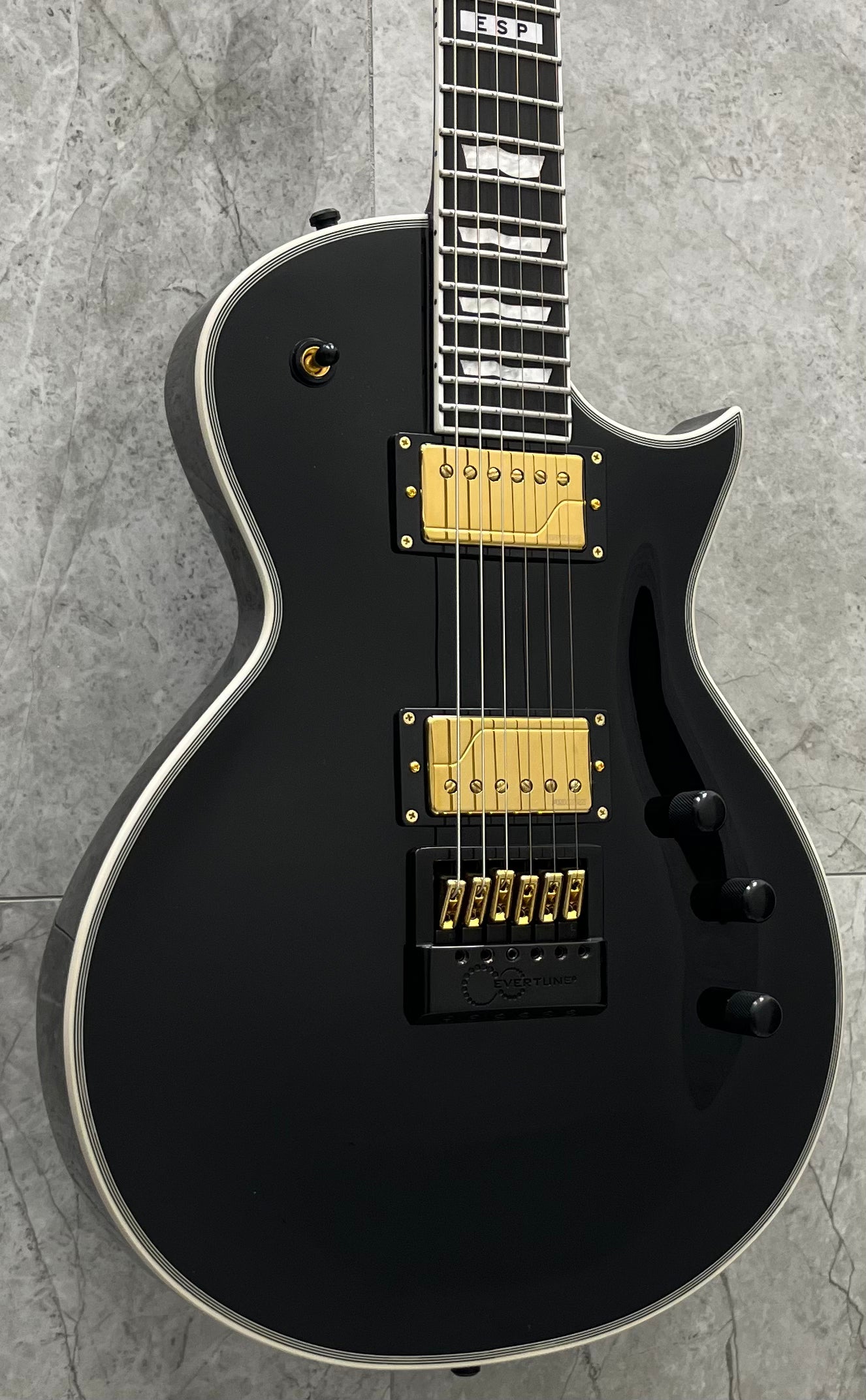 ESP E-II EII MADE IN JAPAN Eclipse Full Thickness Evertune Black EIIECFTETBLK SERIAL NUMBER ES0812233 - 8.4 LBS