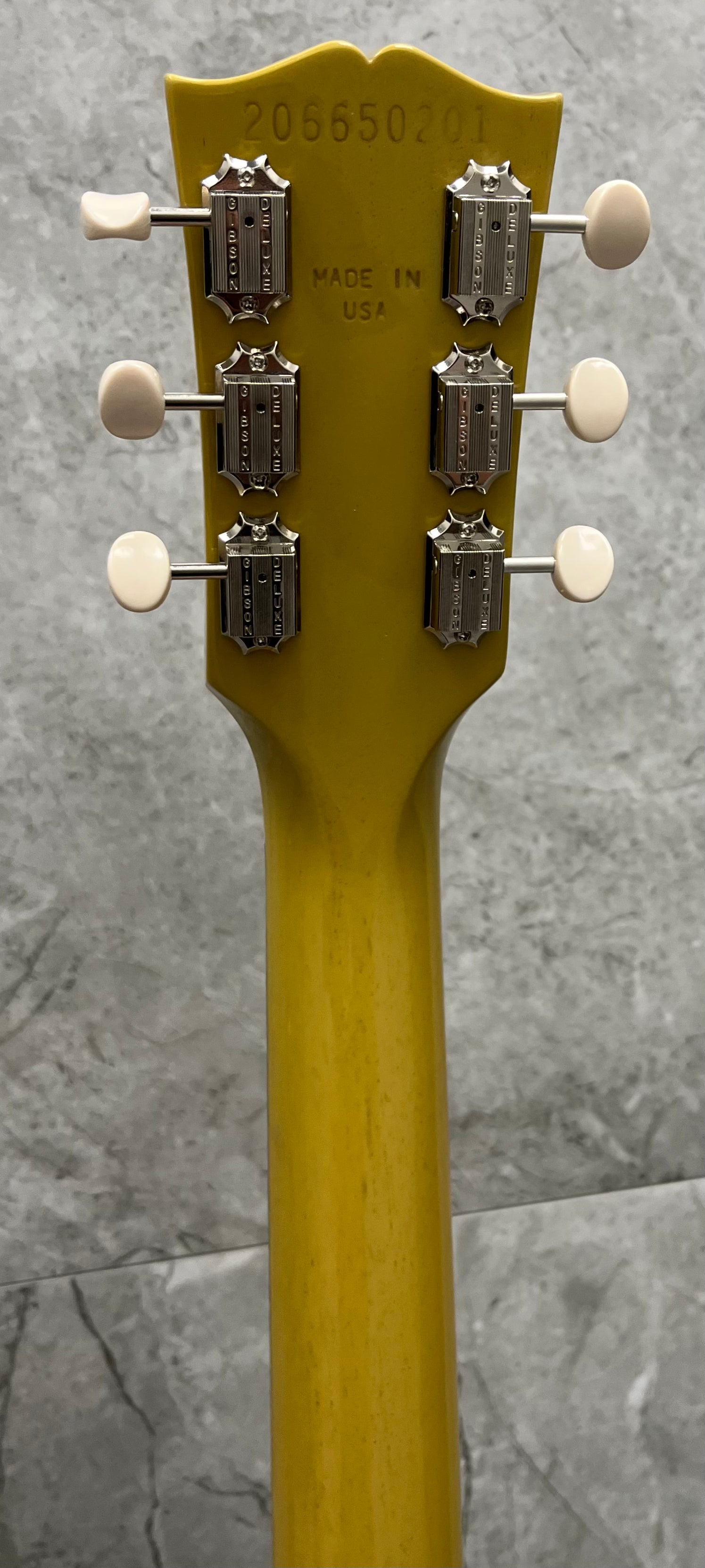 Gibson USA Les Paul Junior Electric Guitar with Hardshell Case - TV Yellow LPJR00TVNH