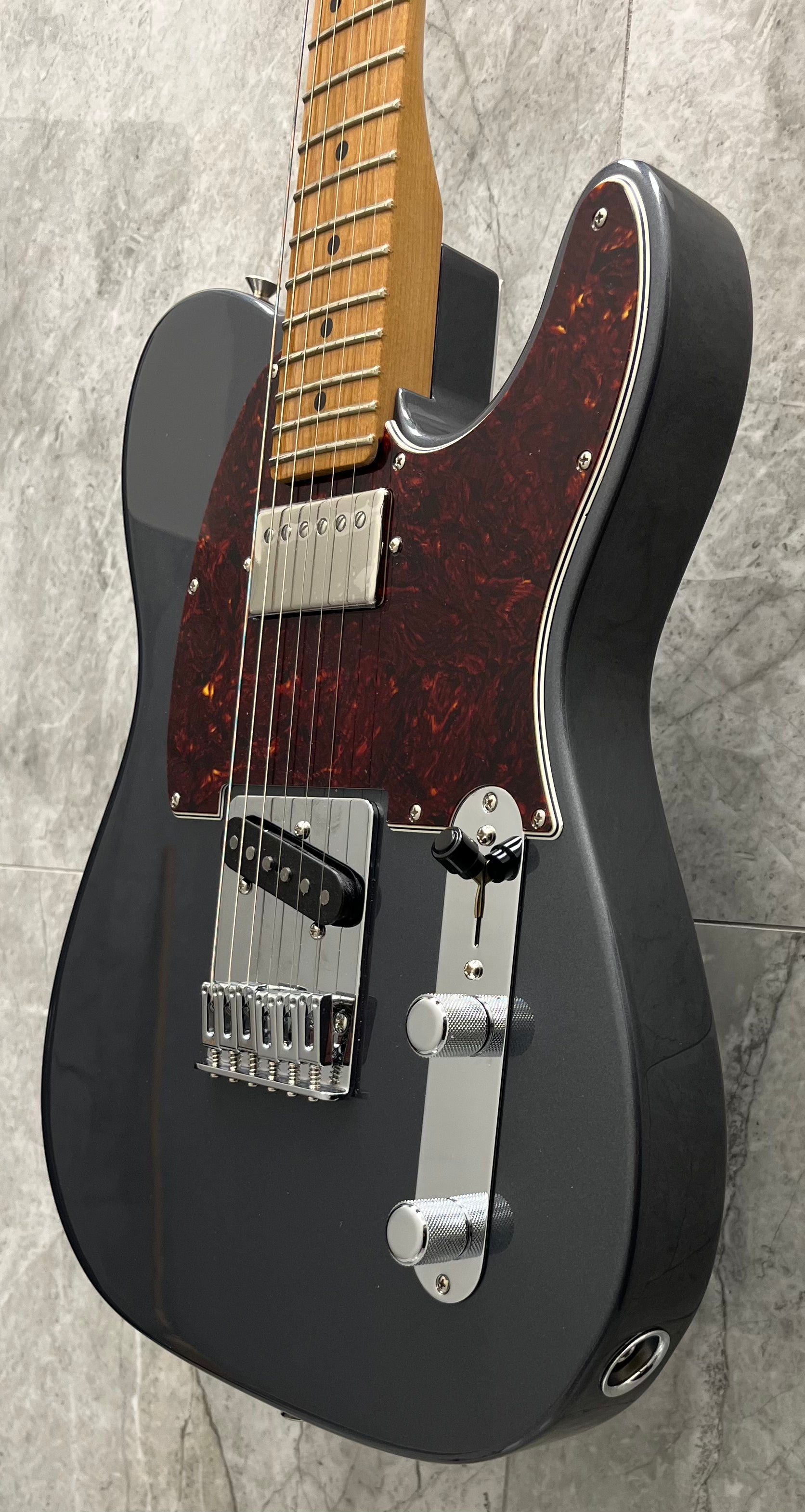 Fender Limited Edition Player II Telecaster Roasted Maple Fingerboard Charcoal Frost Metallic 0141550569 SERIAL NUMBER MX25113757 - 8.0 LBS