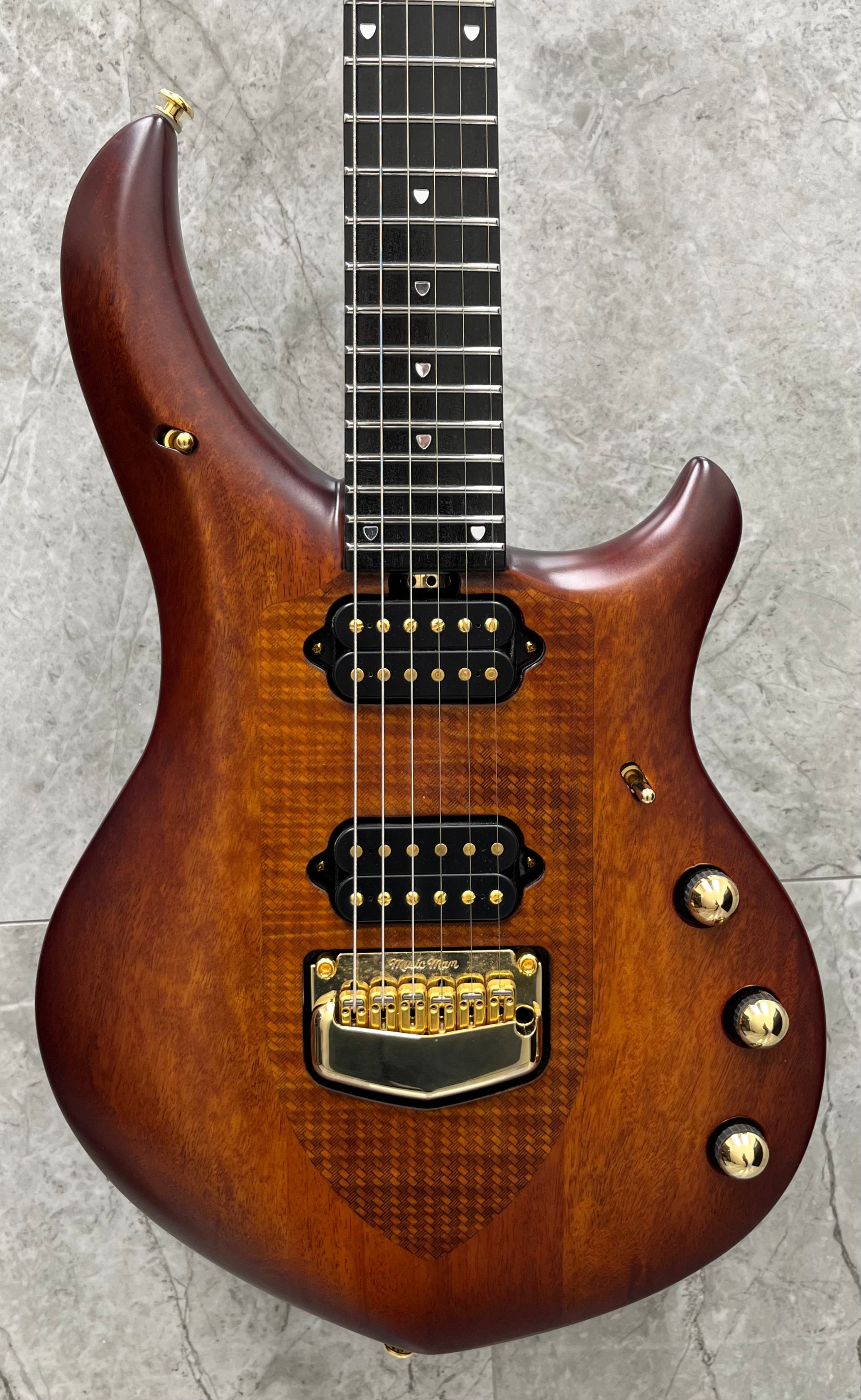 Ernie Ball Music Man John Petrucci Signature Artisan Majesty 6 USED GREAT CONDITION SERIAL NUMBER M07528 - 6.8 LBS