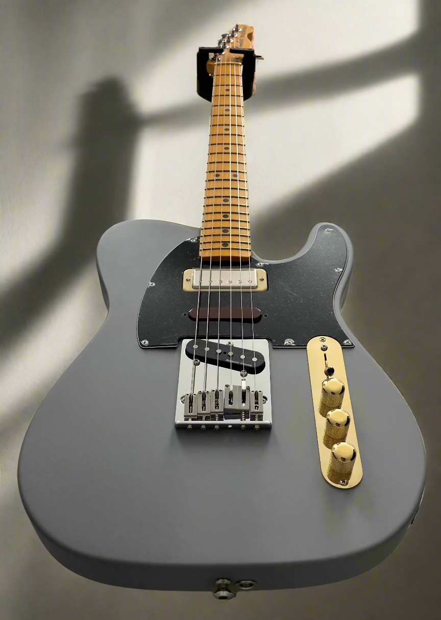 Fender USA Brent Mason Telecaster Maple Fingerboard Primer Gray 0115912793 SERIAL NUMBER US23025169 - 8.6 LBS