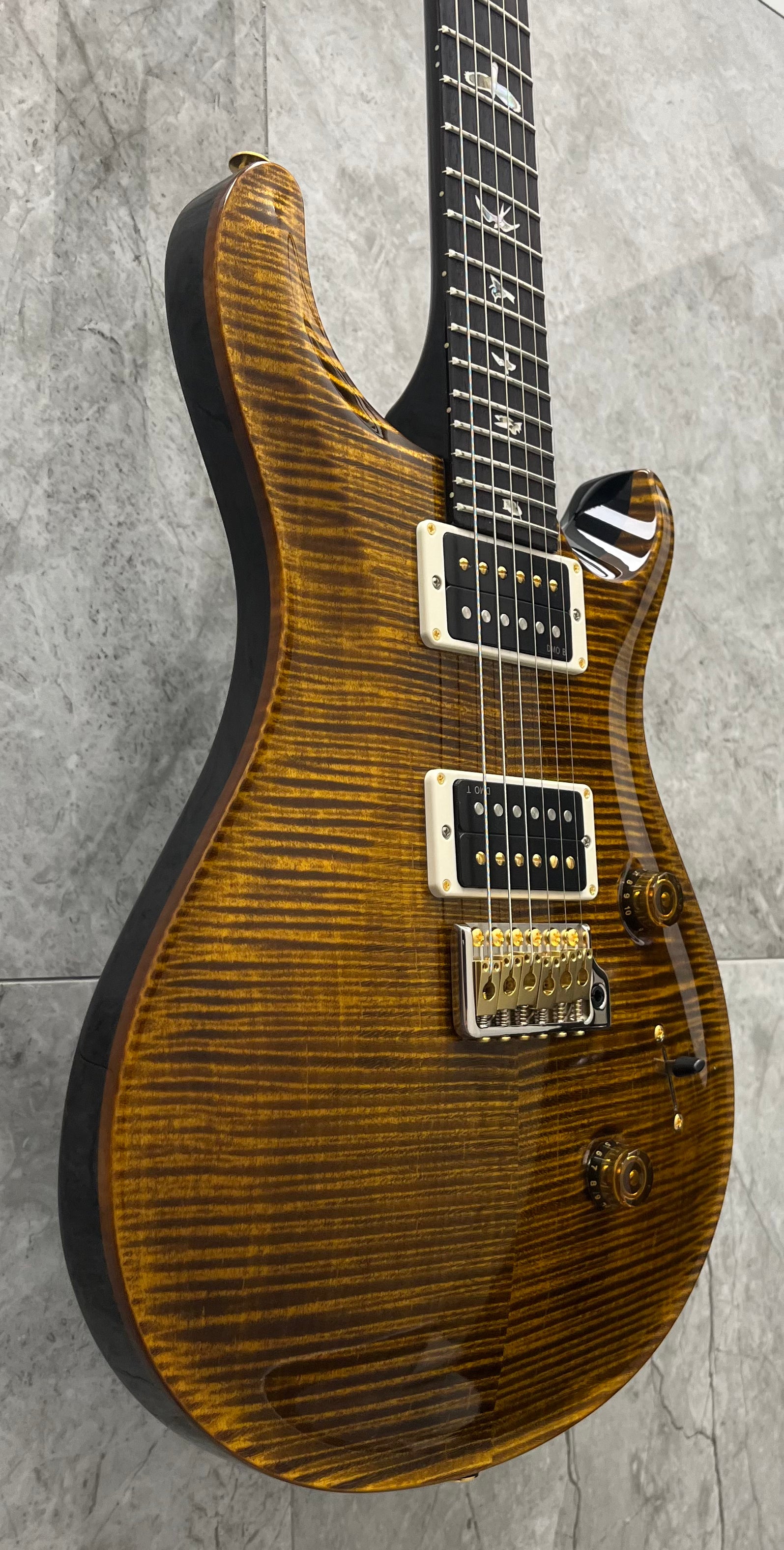 PRS USA Custom 24 - 10 Top Electric Guitar - CUSTOM COLOUR 112787::CC (Private Stock Colour) - Tiger Eye SERIAL NUMBER 250416685 - 7 LBS 10 OZ