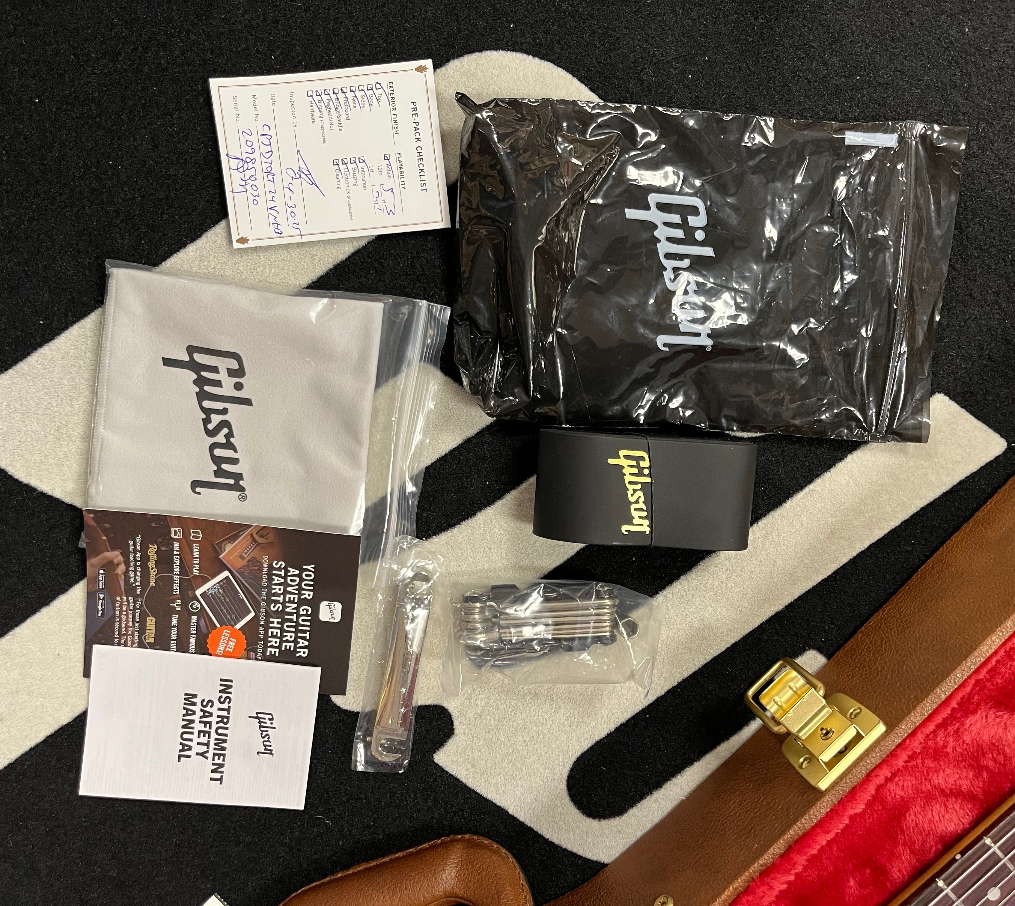 Gibson USA Les Paul JR Junior Double Cut In TV Yellow With Hard Shell Case LPJDTORT24TVNH SERIAL NUMBER 209850030 - 7.4 LBS