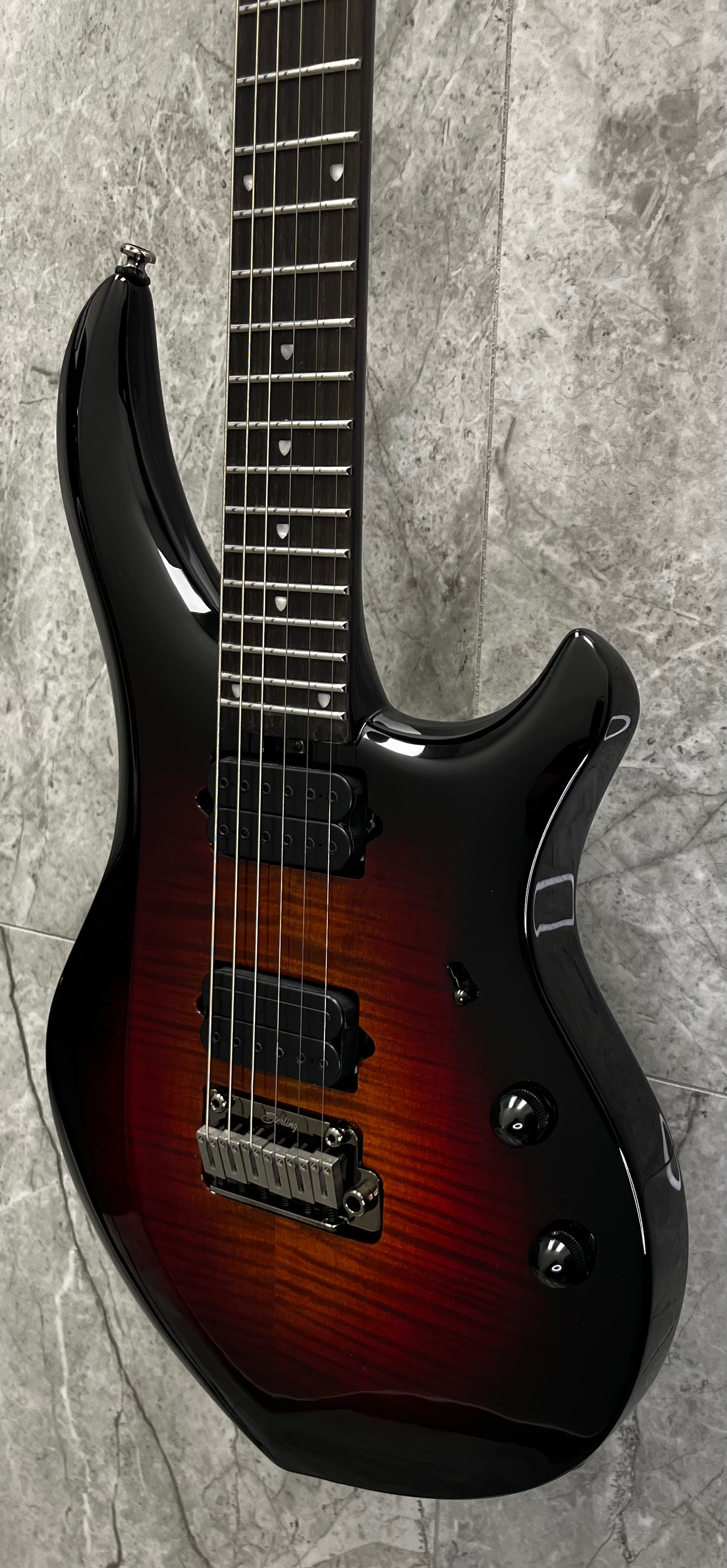 Sterling by Music Man Majesty DiMarzio Electric Guitar w/Gigbag - Tiger Eye Flame Top MAJ200XFM-TGE STMAJ20XFMTG1WB SERIAL NUMBER 250309875 - 6 LBS 14 OZ