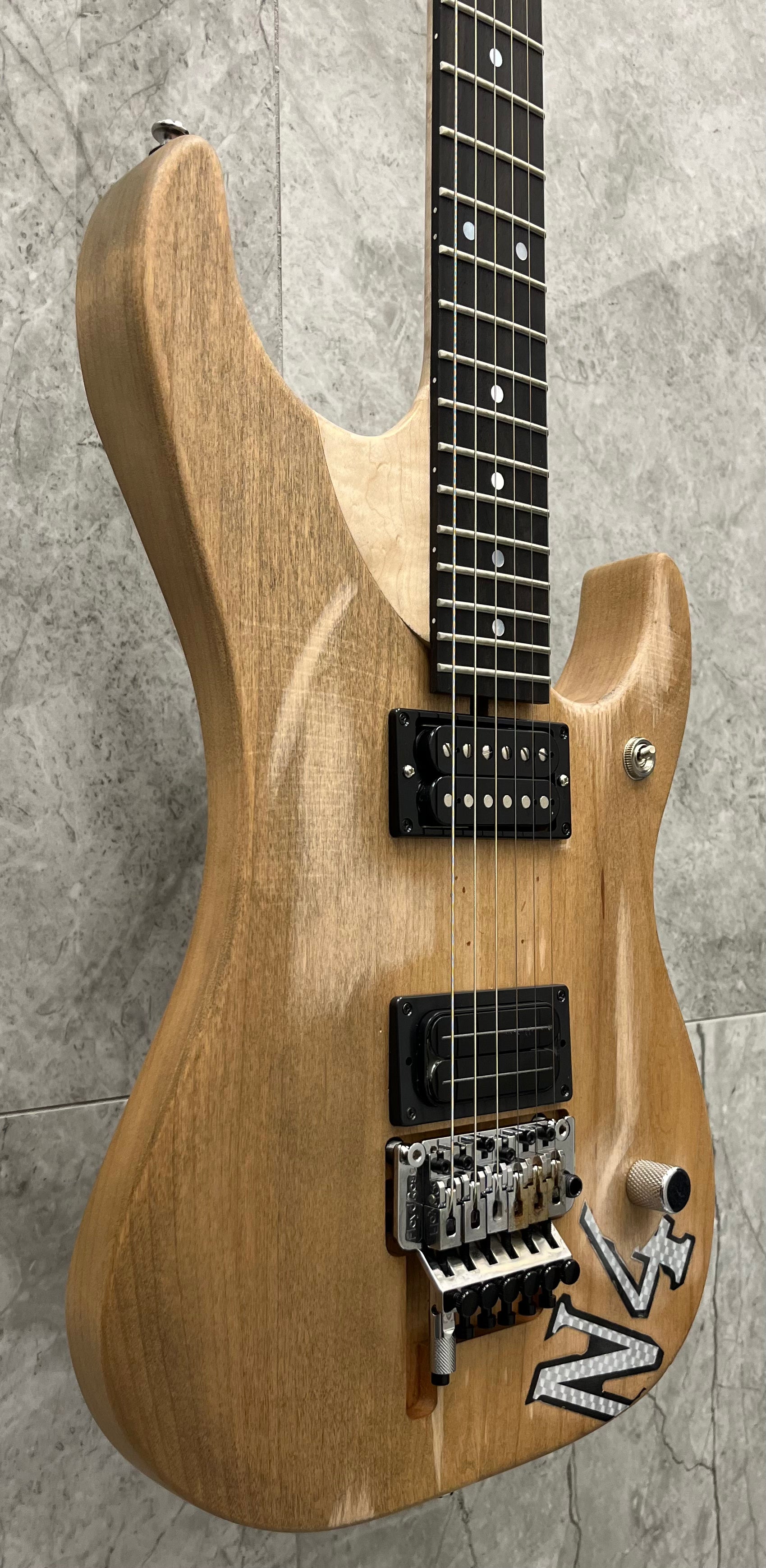 Washburn N4 Authentic Nuno Bettencourt MADE IN THE USA Signature Guitar N4AUTHENTIC-D SERIAL NUMBER 2511561 - 7 LBS 2 OZ