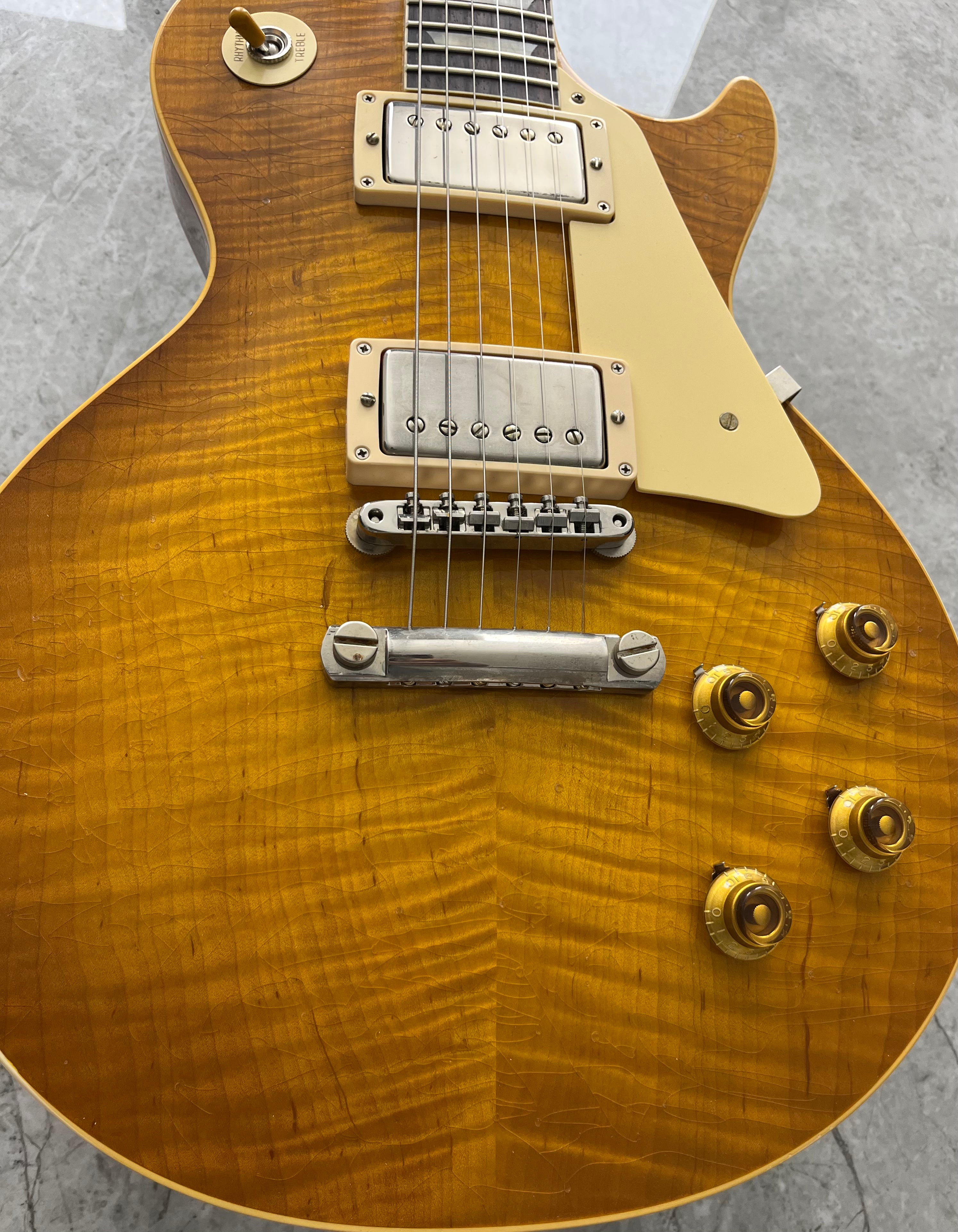 Gibson USA Custom Shop Murphy Lab 1959 Les Paul Standard Dirty Lemon Burst Light Aged - Dirty Lemon LPR59LADLNH SERIAL NUMBER 943368 - 8.6 LBS