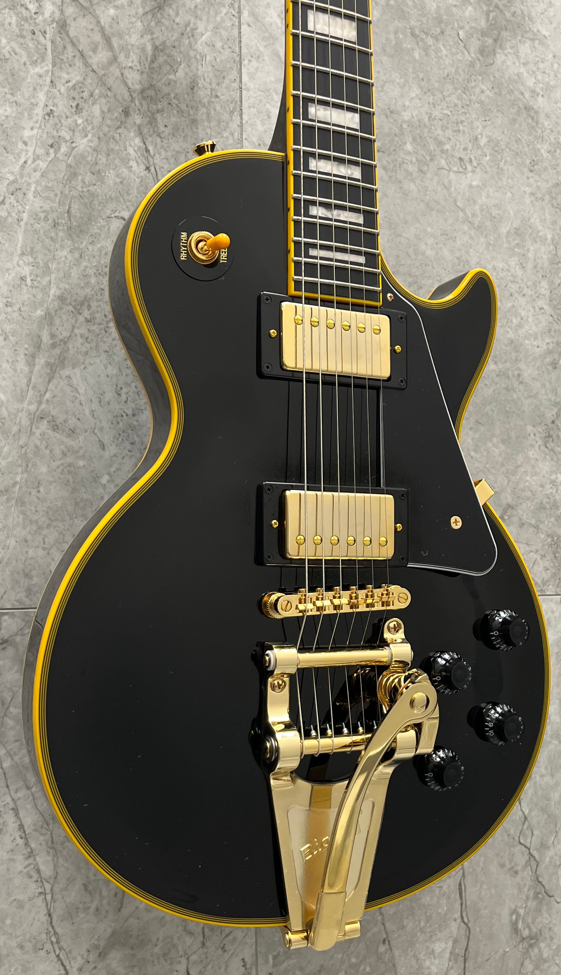 Epiphone Inspired by Gibson Custom Joe Bonamassa 59 LP Custom w/ Bigsby Antique Ebony EIJBLPCBGB SERIAL NUMBER 25051520200 9 LBS 4 OZ