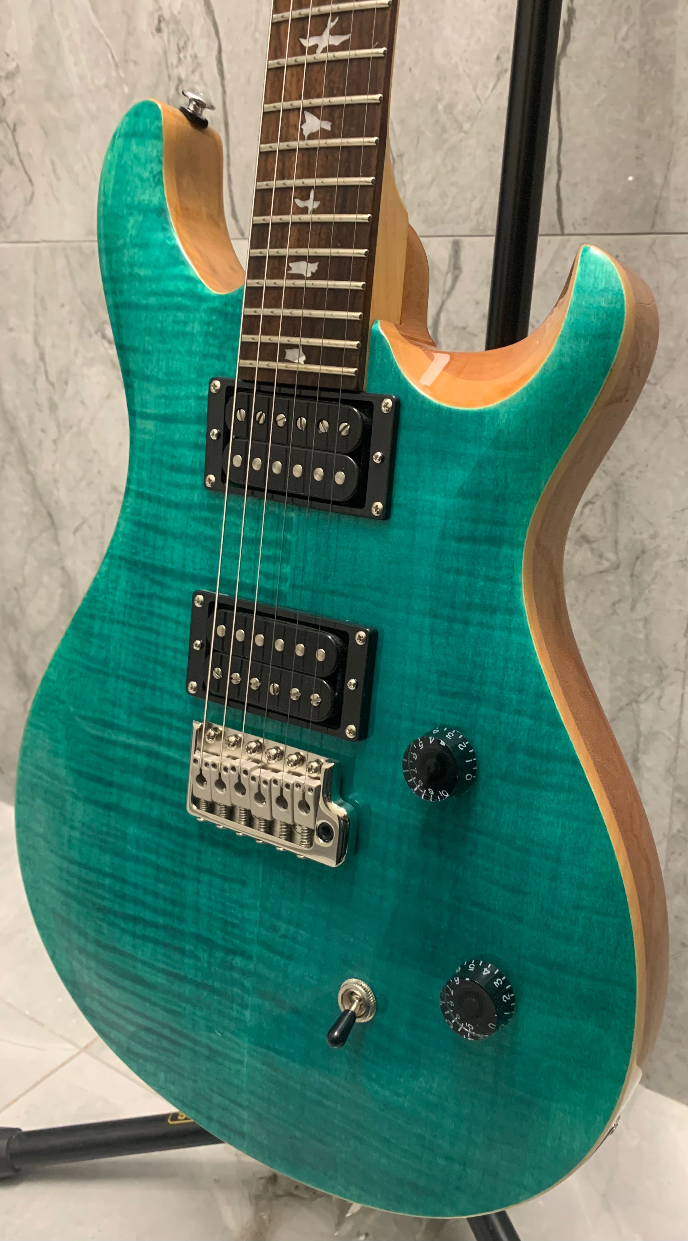 PRS Guitars SE CE24 Electric Guitar with Gigbag - Turquoise 112888::TU: SERIAL NUMBER CTIF055204 - 7.4 LBS