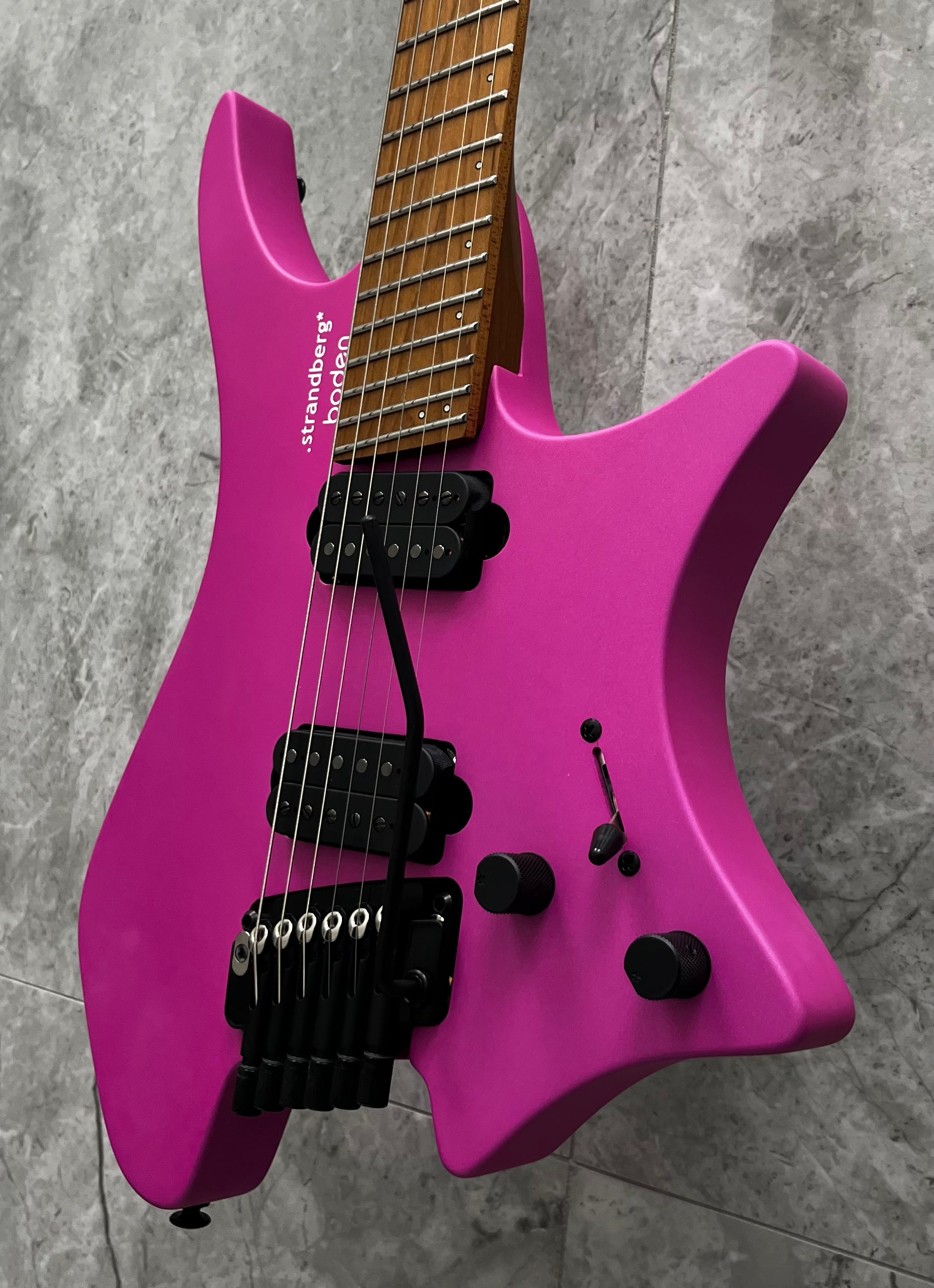 Strandberg Boden Standard N2.6T Electric Fuchsia Metallic BD6TCT-25S2-G1-EFAM SERIAL NUMBER C2515060 - 5 LBS 7 OZ