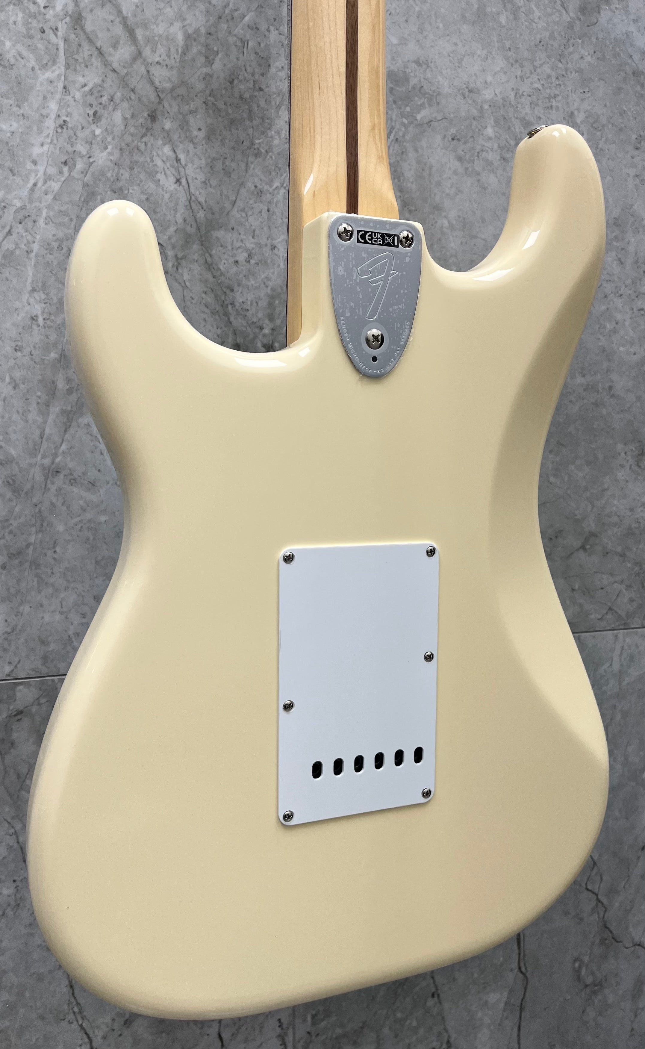 Fender Ritchie Blackmore Stratocaster Scalloped Rosewood Fingerboard Olympic White 0139010305 SERIAL NUMBER MX24091048 - 7.4 LBS