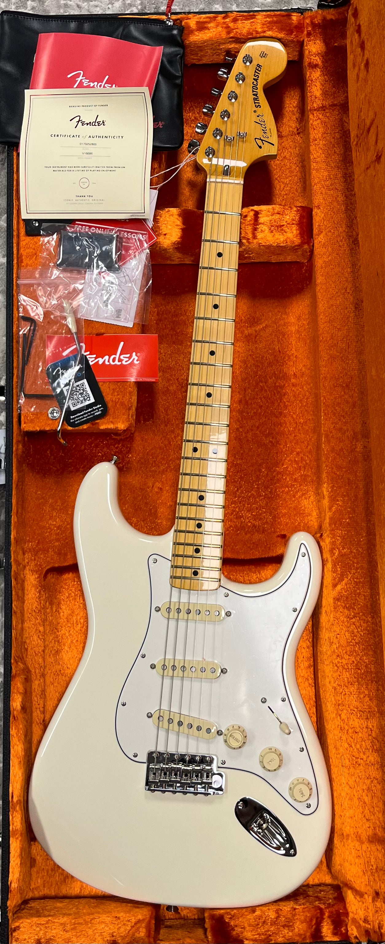 Fender USA Limited Edition American Vintage II 1973 Stratocaster, Maple Fingerboard - Olympic White 0170252805 SERIAL NUMBER V16686 - 8 LBS 3 OZ