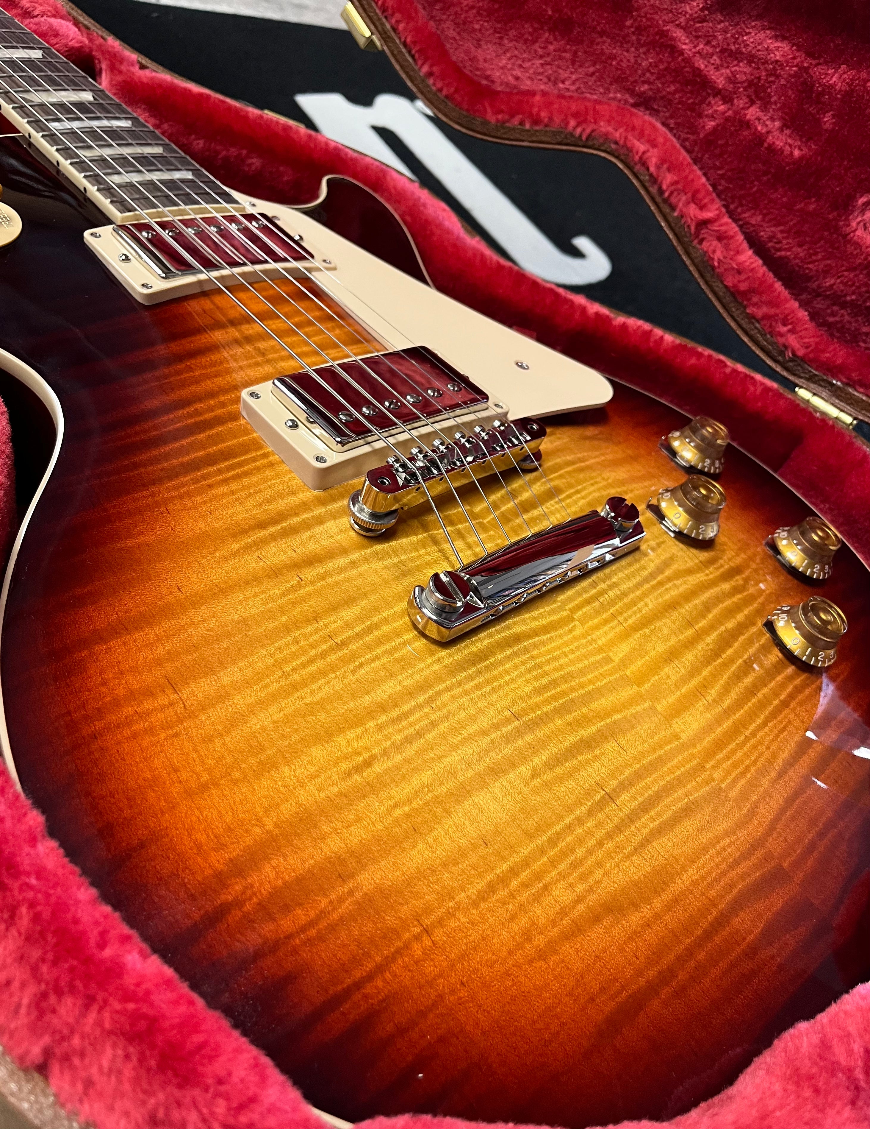 Gibson USA EXCLUSIVE Les Paul Standard 50s Limited Run AAA Flame Figured Top LPS5A22B8NH SERIAL NUMBER 233140120 - 9.4 LBS