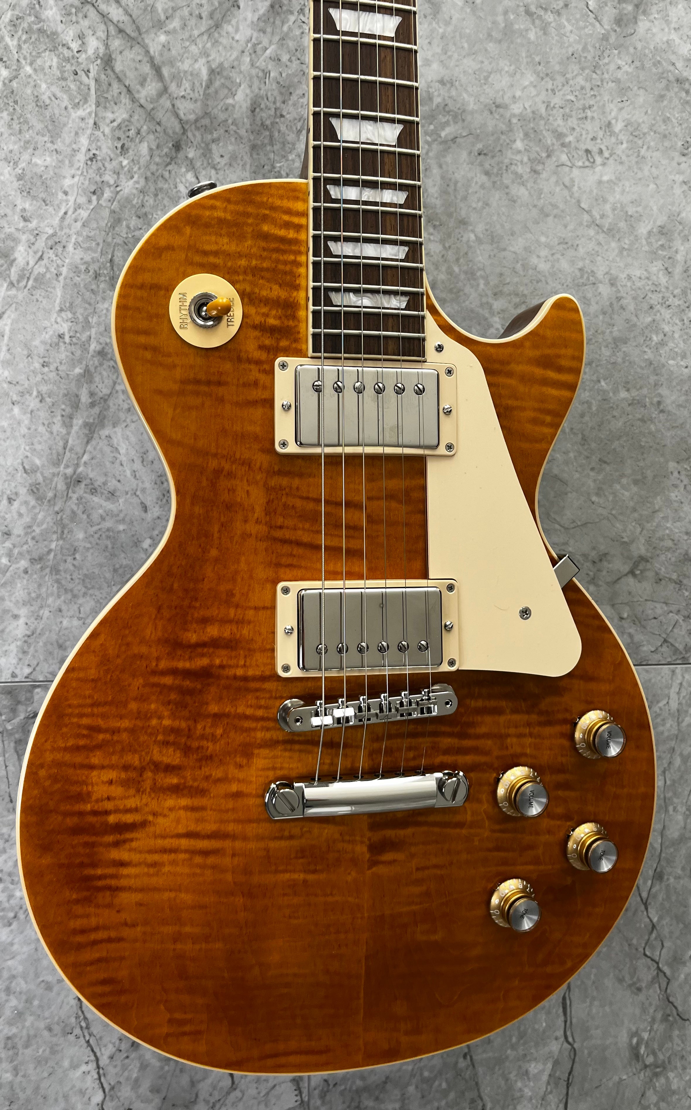Gibson USA Les Paul Standard 60s Figured Flame Top - Honey Amber