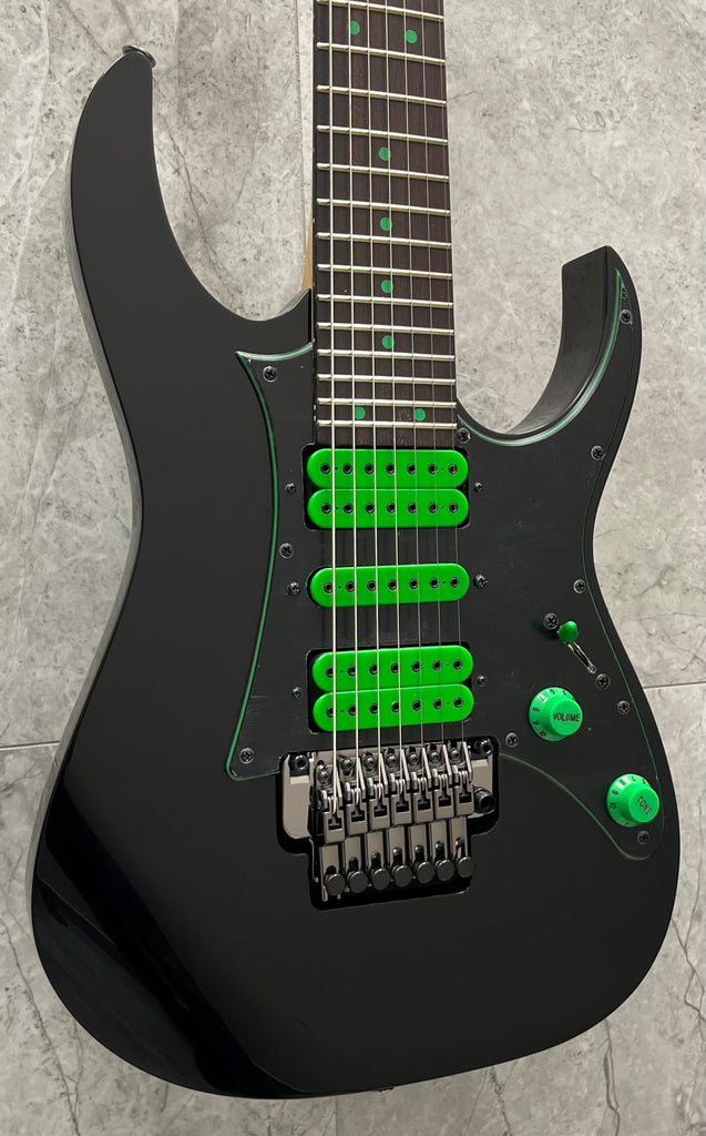 Ibanez Universe ブラックエレキギター Ibanez UV70PBK Jem / Universe Steve Vai 7 String Signature Model