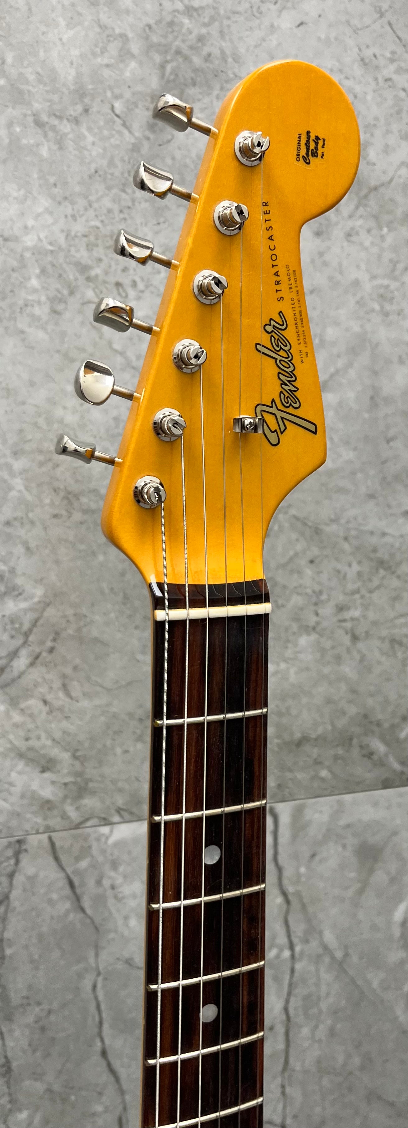 FENDER American Vintage II 1965 Stratocaster Round-Lam Rosewood Fingerboard, Sonic Blue 0110280872 SERIAL NUMBER V2551227 - 8.2 LBS