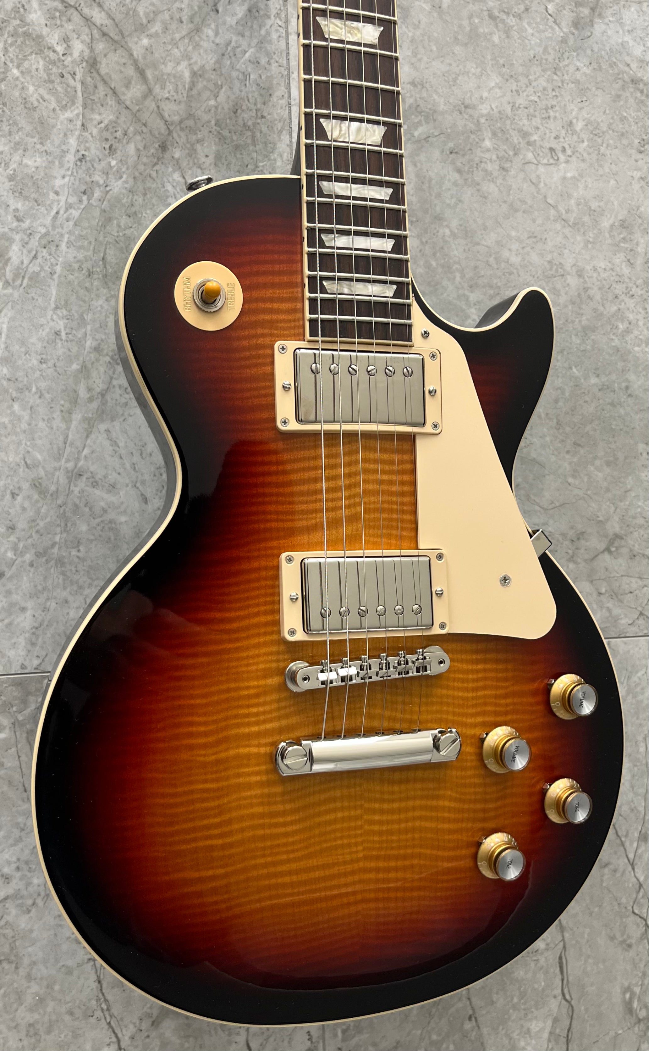 Gibson USA EXCLUSIVE Les Paul Standard 60s Limited Run AAA Flame Figured Top LPS6A23FINH SERIAL NUMBER 210240100 - 8.8 LBS