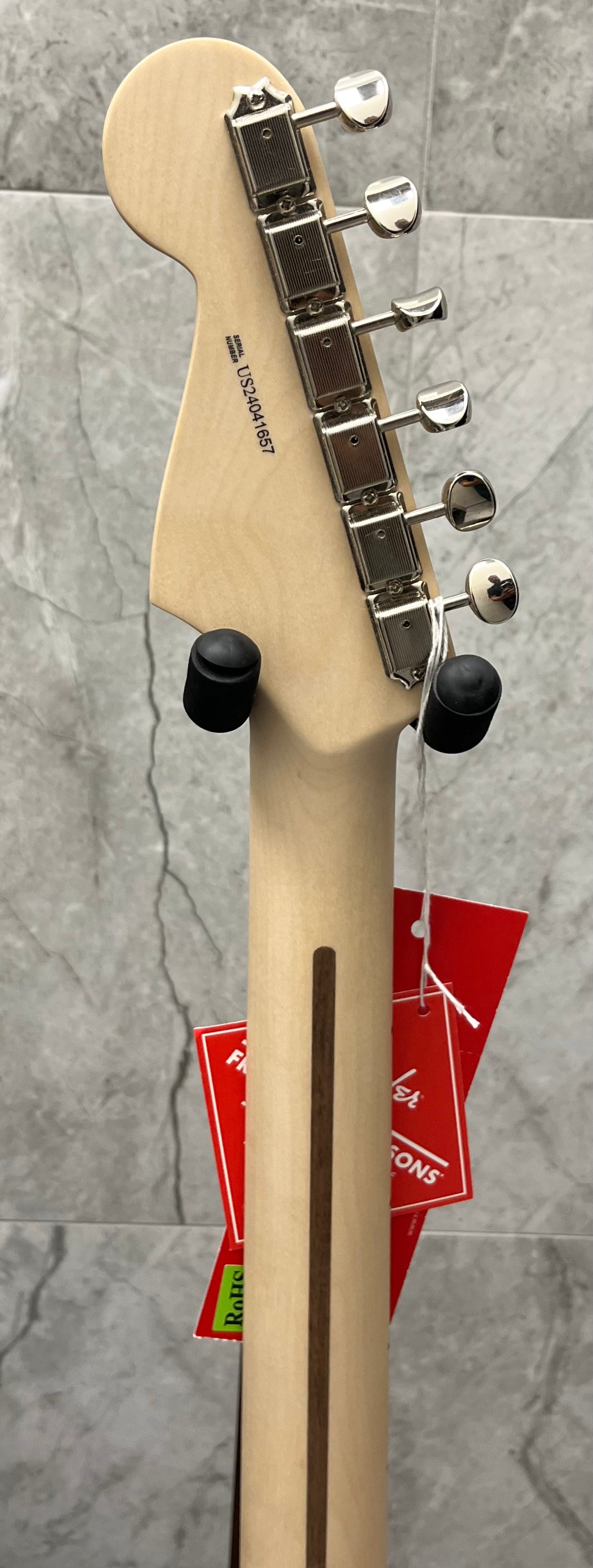 Fender USA Eric Clapton Stratocaster, Maple Fingerboard, Torino Red 0117602858 SERIAL NUMBER US24041657 - 8.0 LBS