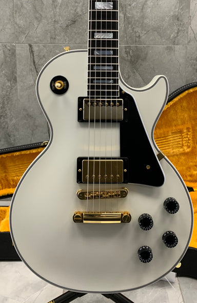 Gibson Custom Shop Les Paul Custom w/ Ebony Fingerboard Gloss Alpine White LPCE-AWGH SERIAL NUMBER CS301658 - 9.8 LBS