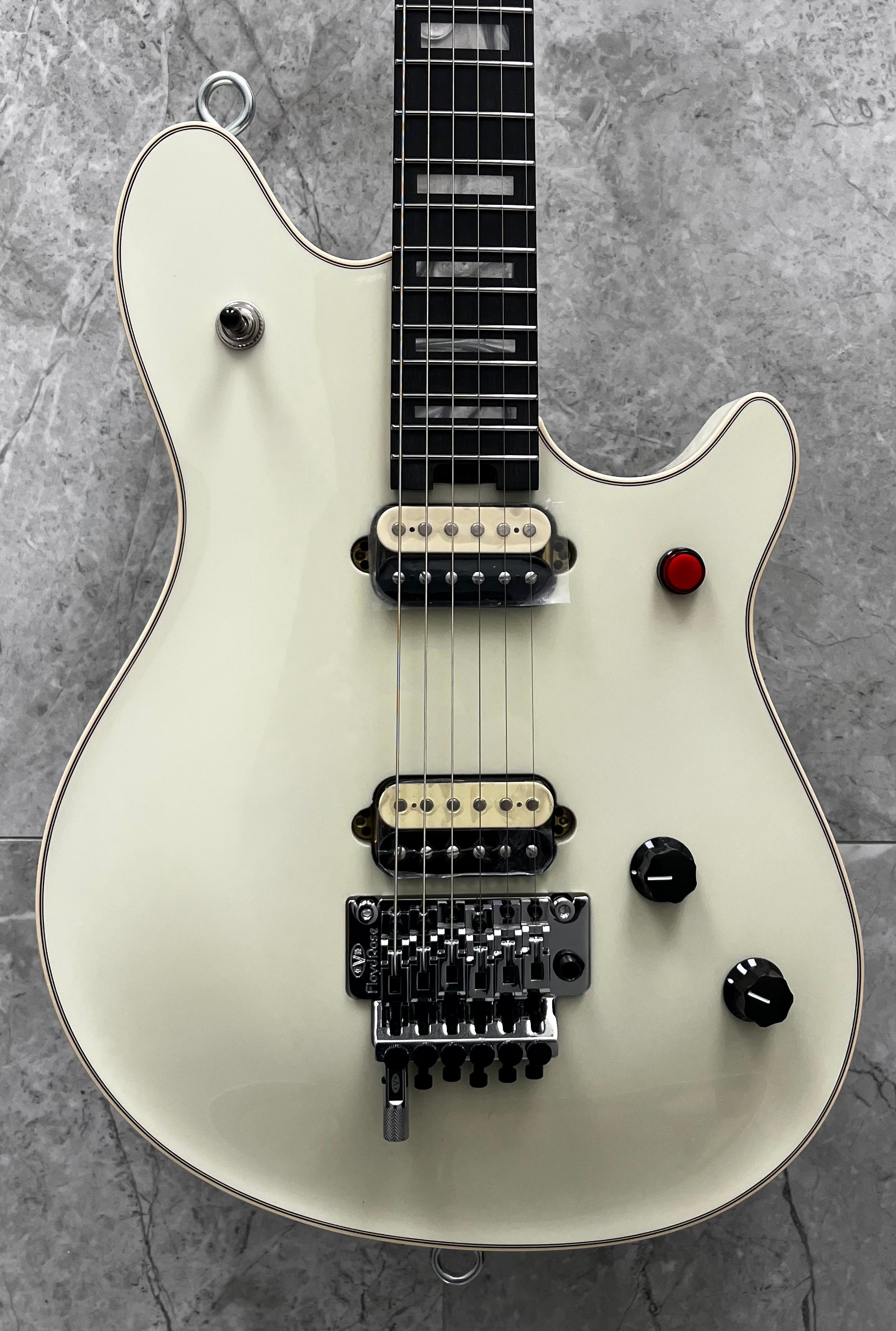 EVH Wolfgang MADE IN THE USA Edward Van Halen Signature Ebony Fingerboard Ivory 5107921849 SERIAL NUMBER WG17735A - 8 LBS 3 OZ