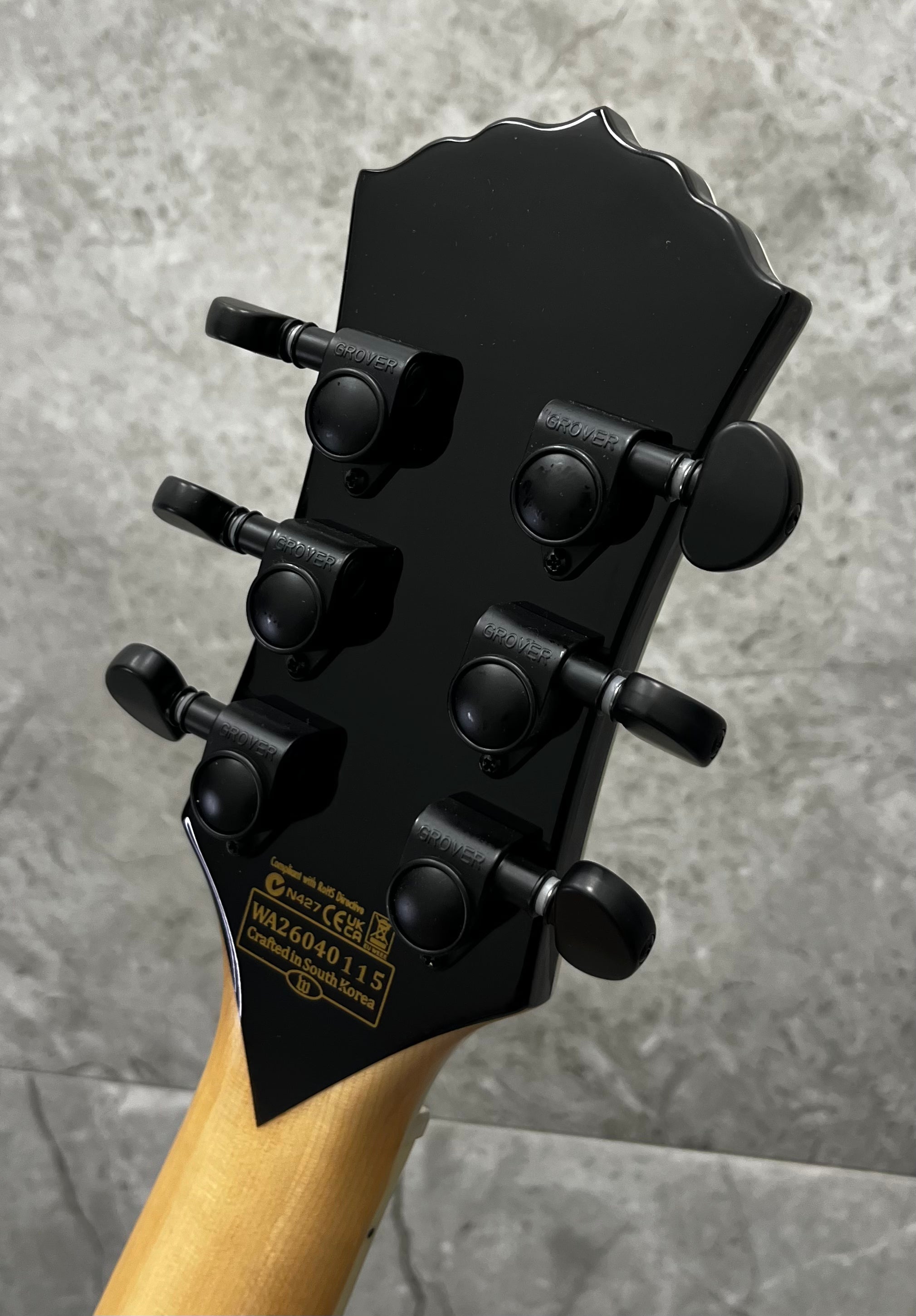 WYLDE AUDIO BARBARIAN SPECIAL EDITION BLOOD RIVER BURL 4593-SHC SERIAL NUMBER WA26040115 - 8 LBS 15 OZ