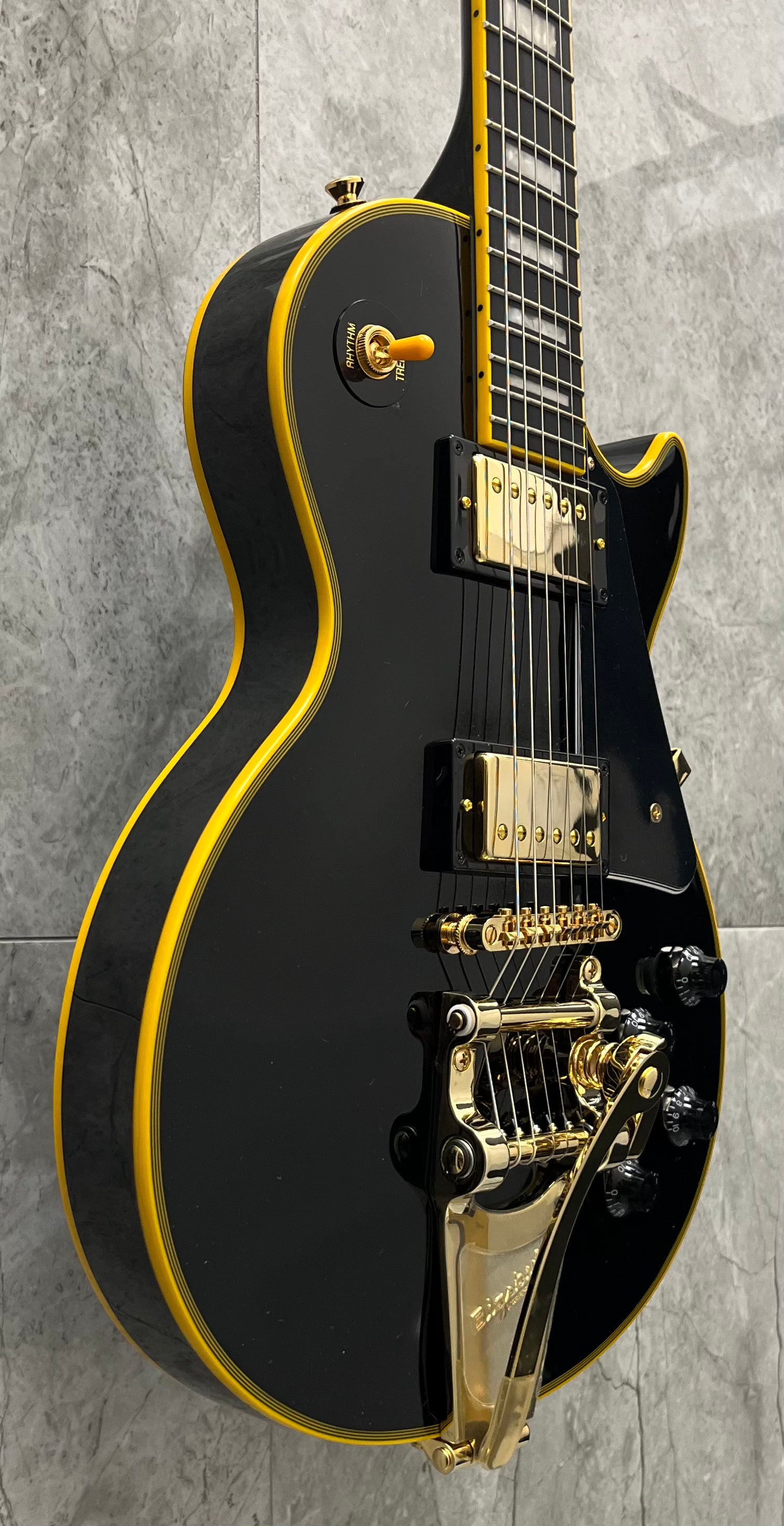 Epiphone Inspired by Gibson Custom Joe Bonamassa 59 LP Custom w/ Bigsby Antique Ebony EIJBLPCBGB SERIAL NUMBER 25051520200 9 LBS 4 OZ