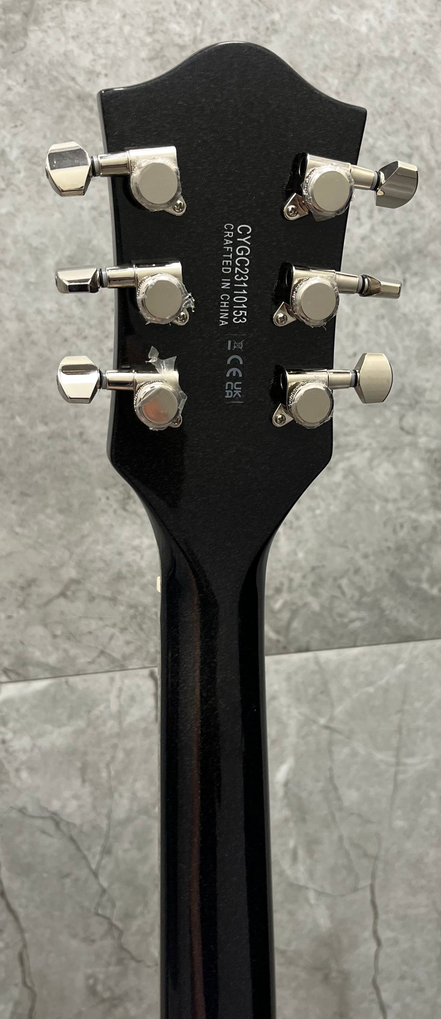 GRETSCH Electromatic John Gourley Broadkaster Center Block Iridescent Black 2508612581 SERIAL NUMBER CYGC23110153 - 7.8 LBS