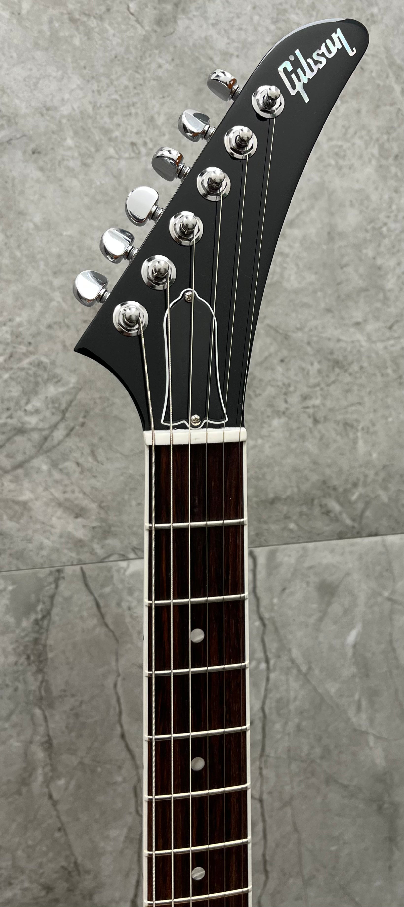 Gibson USA 70s Explorer Antique Natural DSXS00ANCH SERIAL NUMBER 217550335 - 7.0 LBS