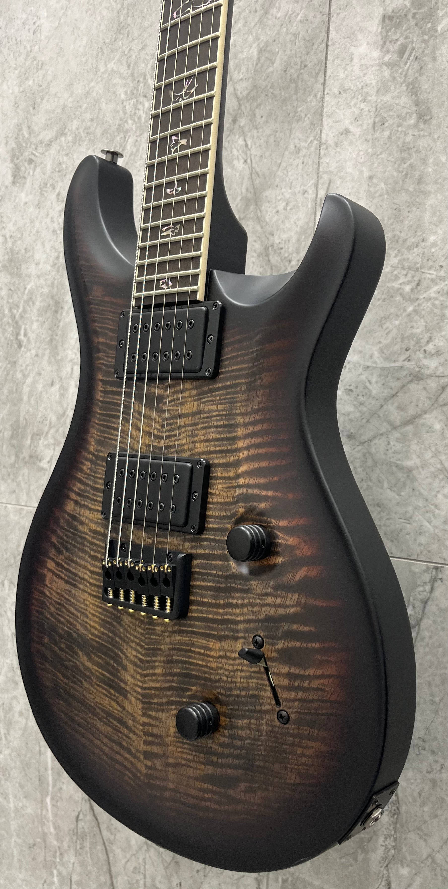 PRS USA MARK HOLCOMB SIGNATURE SATIN - HOLCOMB WRAPAROUND BURST 0417543 HAND PICKED SERIAL NUMBER 250417543 - 7 LBS 4 OZ