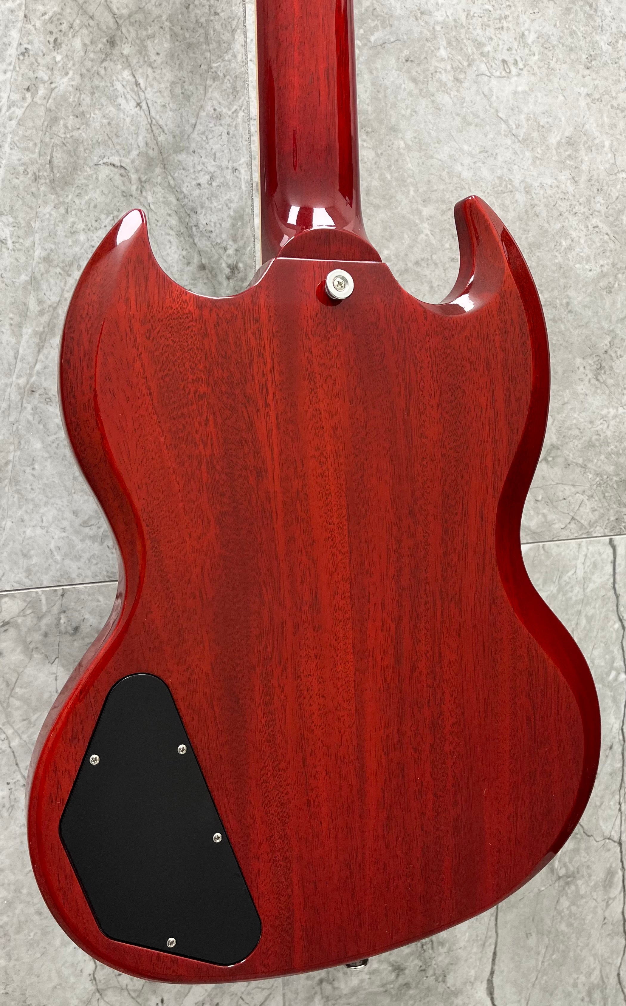 Gibson USA SG Standard 61 Maestro Vibrola SG6100VCNM Vintage Cherry