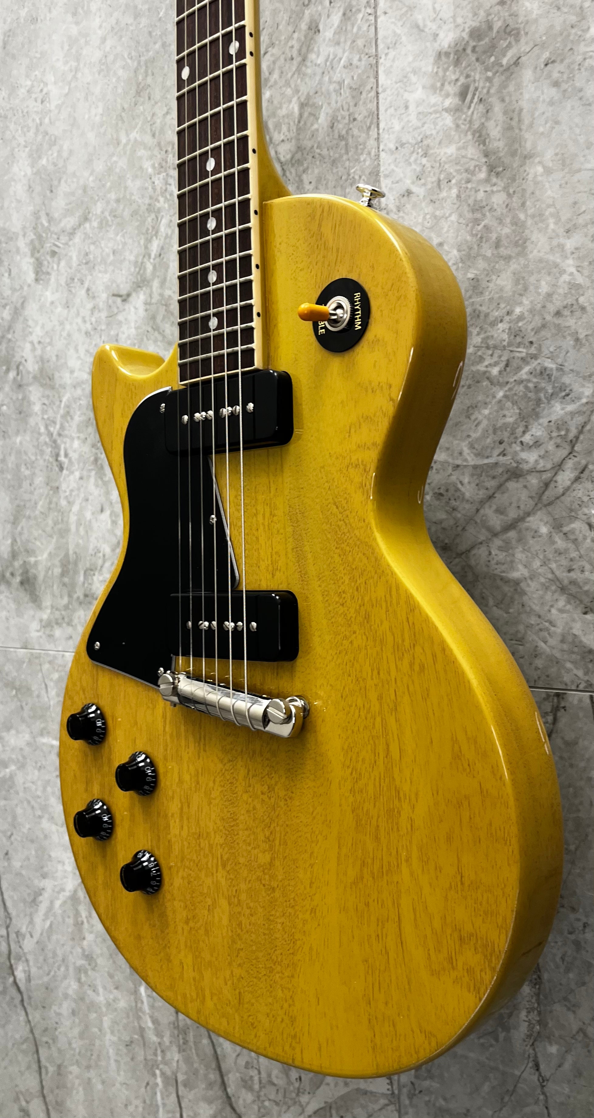 Gibson USA Les Paul Special Left Handed - TV Yellow LPSP00TVNHLH SERIAL NUMBER 208360047 - 8 LBS 10 OZ